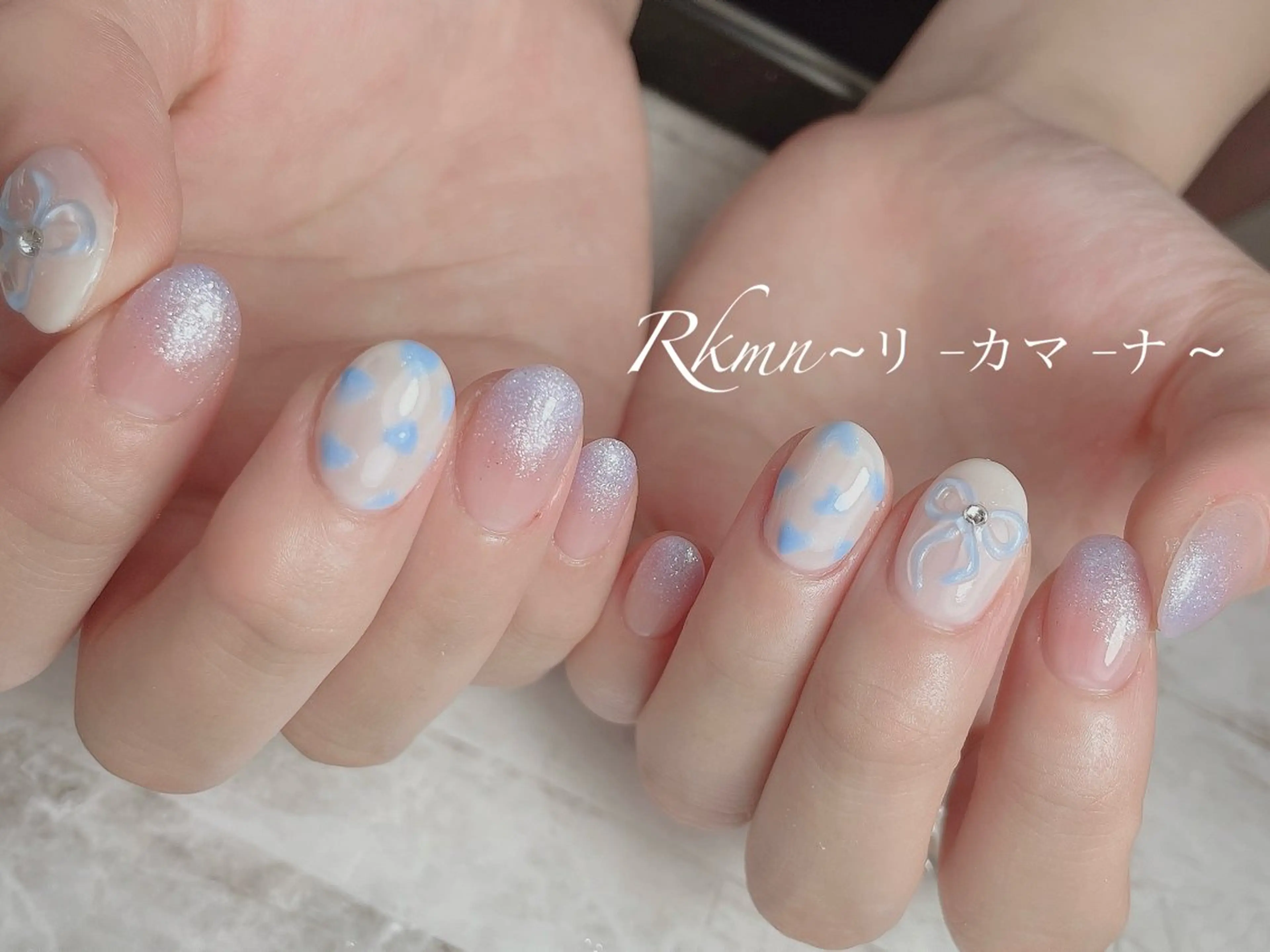 ネイル アートネイル ブルー グラデーション ハート リボン ハンドネイル フットネイル ハンドケア Rkmn ~リ-カマ-ナ~のネイルデザイン