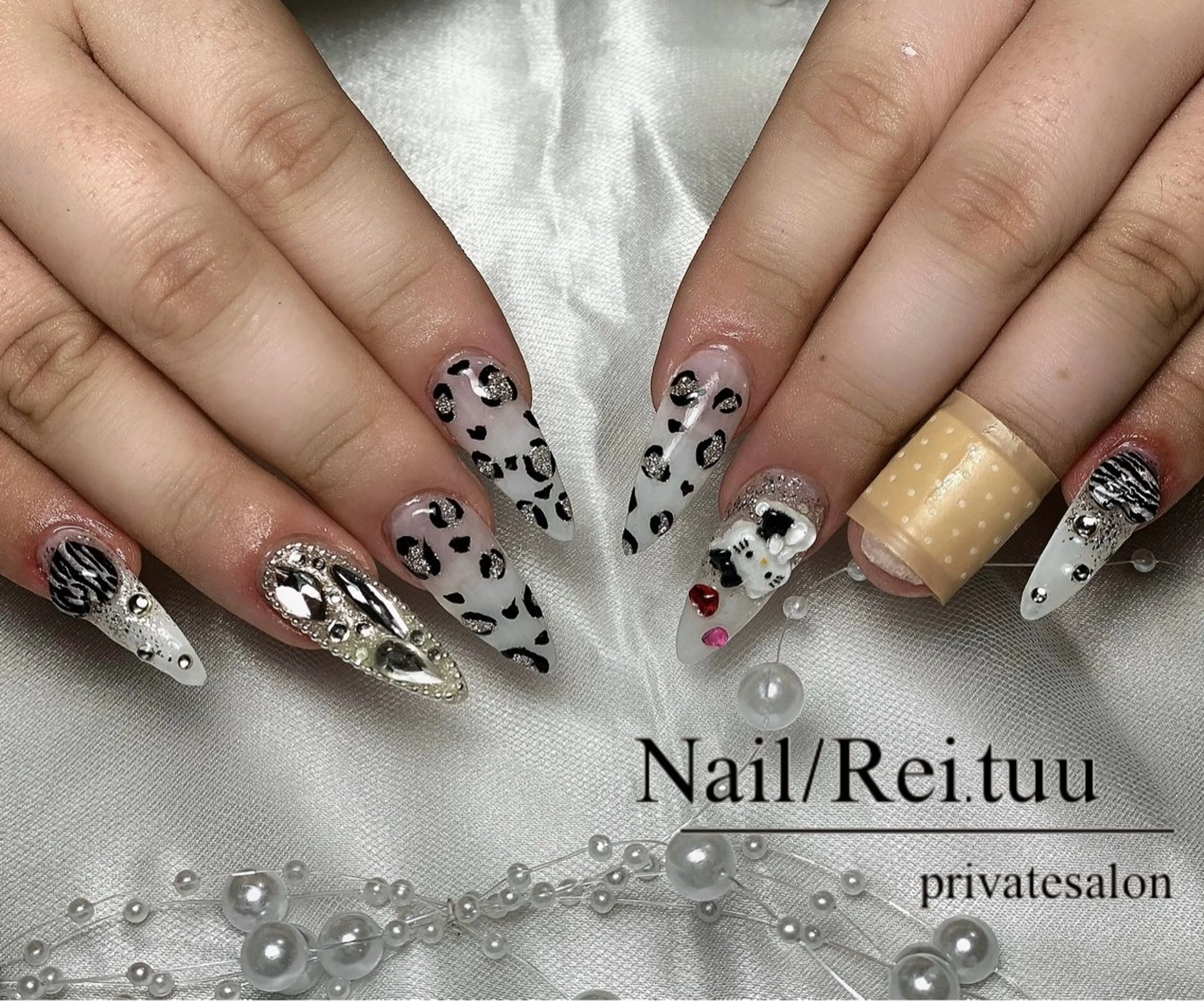 ネイル チークネイル フラッシュネイル フットネイル フレンチネイル キラキラネイル Nailsalon / Rei.tuuのネイルデザイン