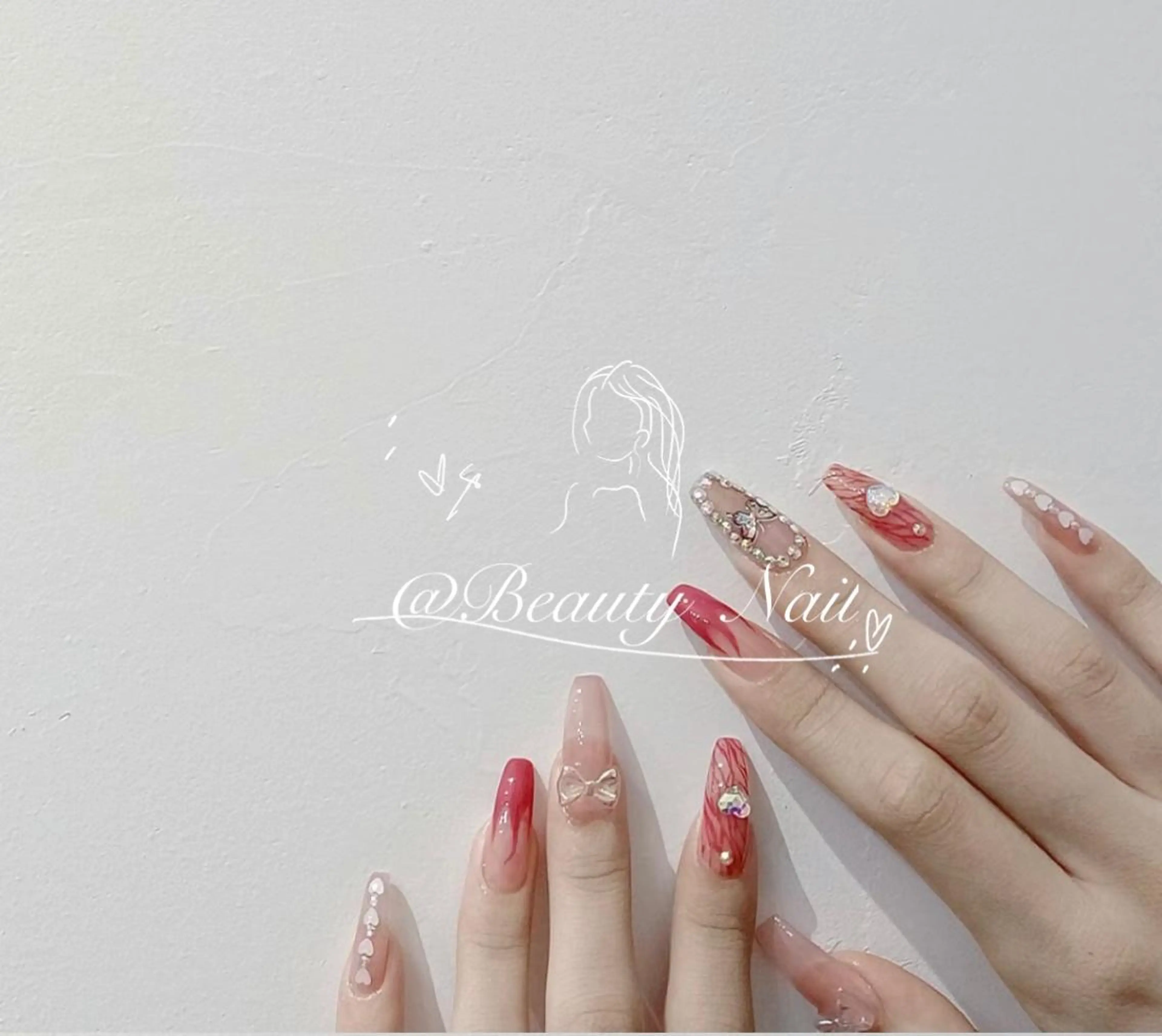 ネイル Moonstone Salon所属・Moonstone Salonのネイルデザイン