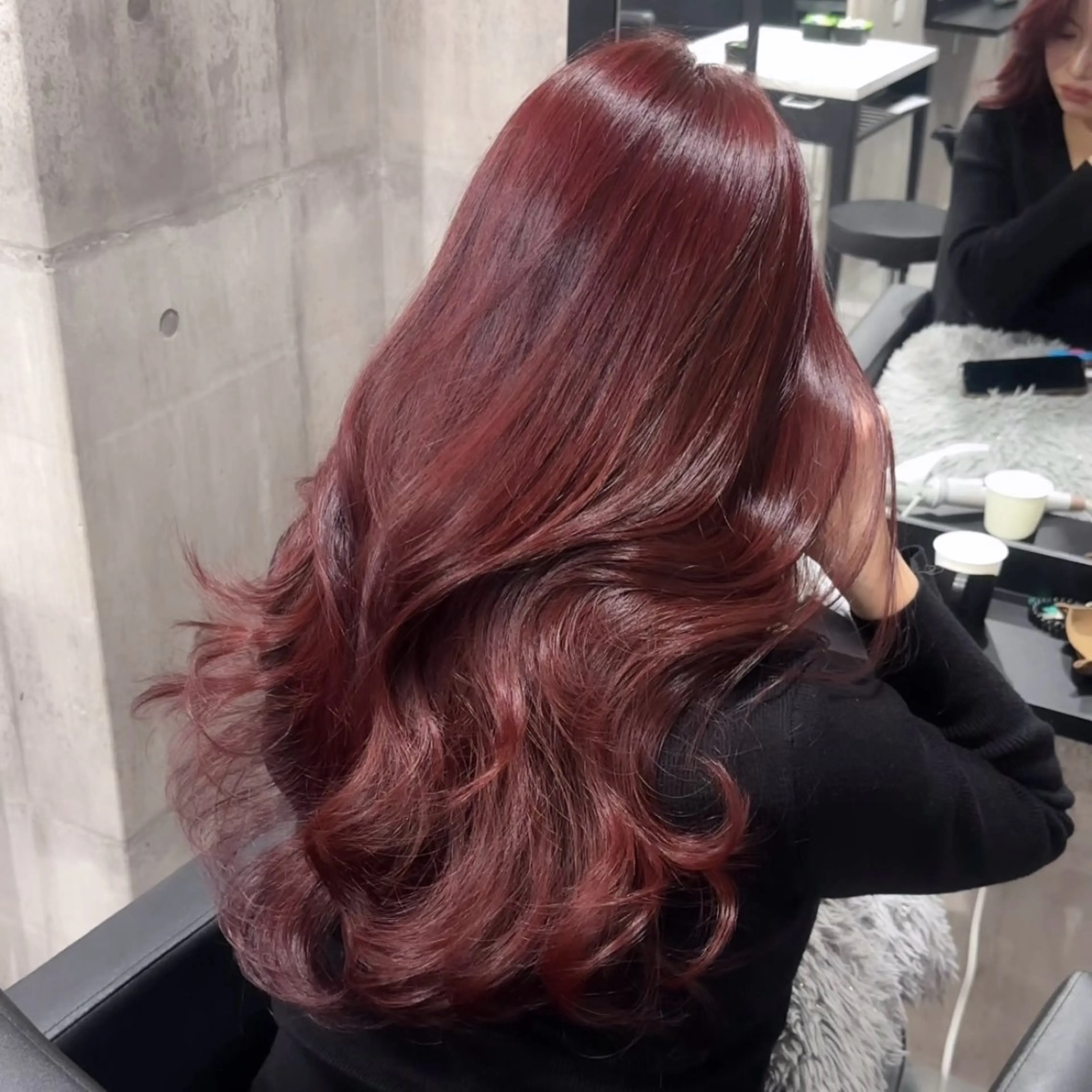 韓国レイヤーカット×ブリーチなしWカラー暖色系カラー×最上級TOKIOトリートメントの写真