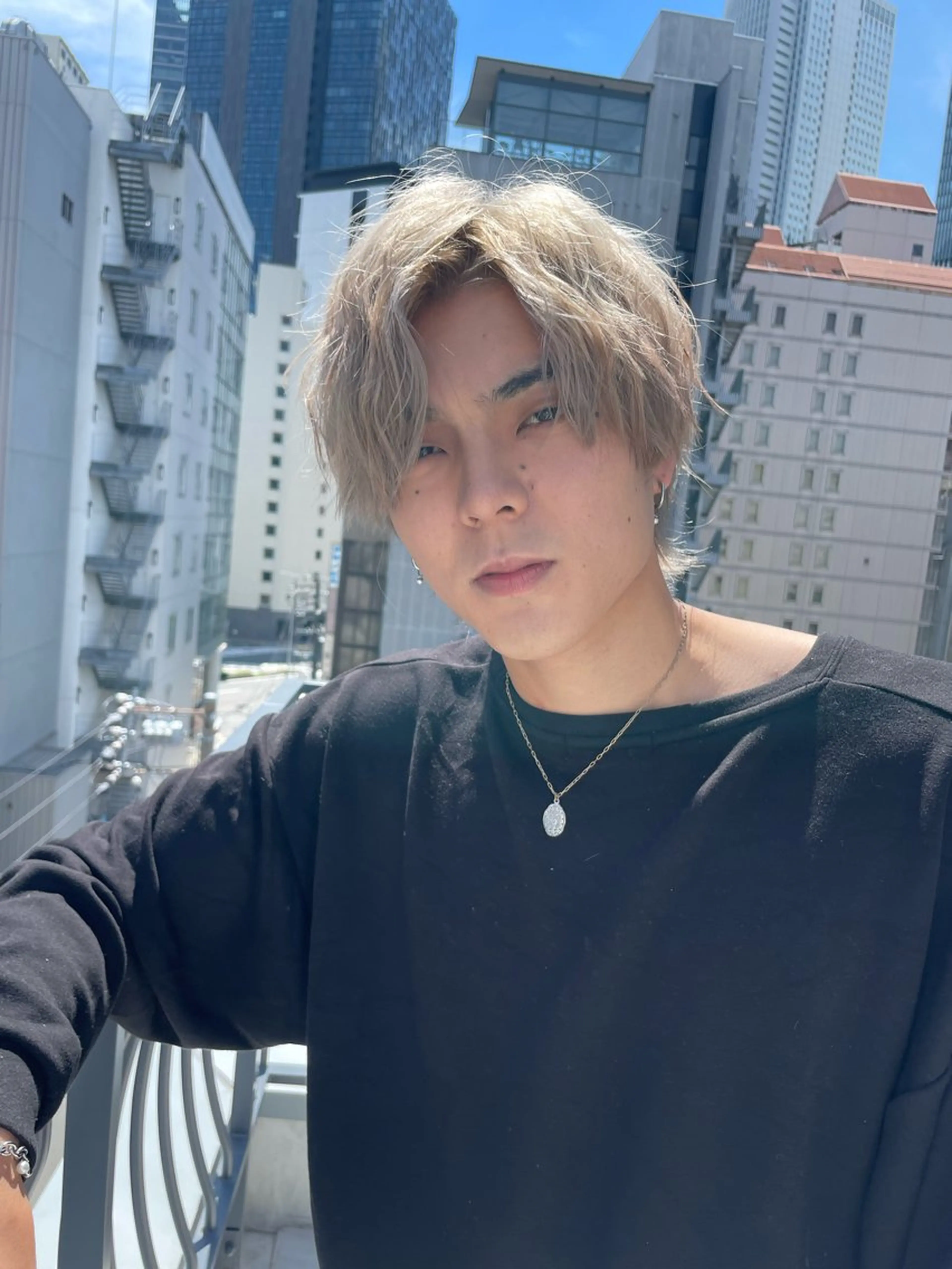 ショート カラー パーマ ヘアアレンジ メンズ メンズブリーチ ブリーチ 亀井隆汰/メンズ専門 パーマ特化美容師のヘアスタイル