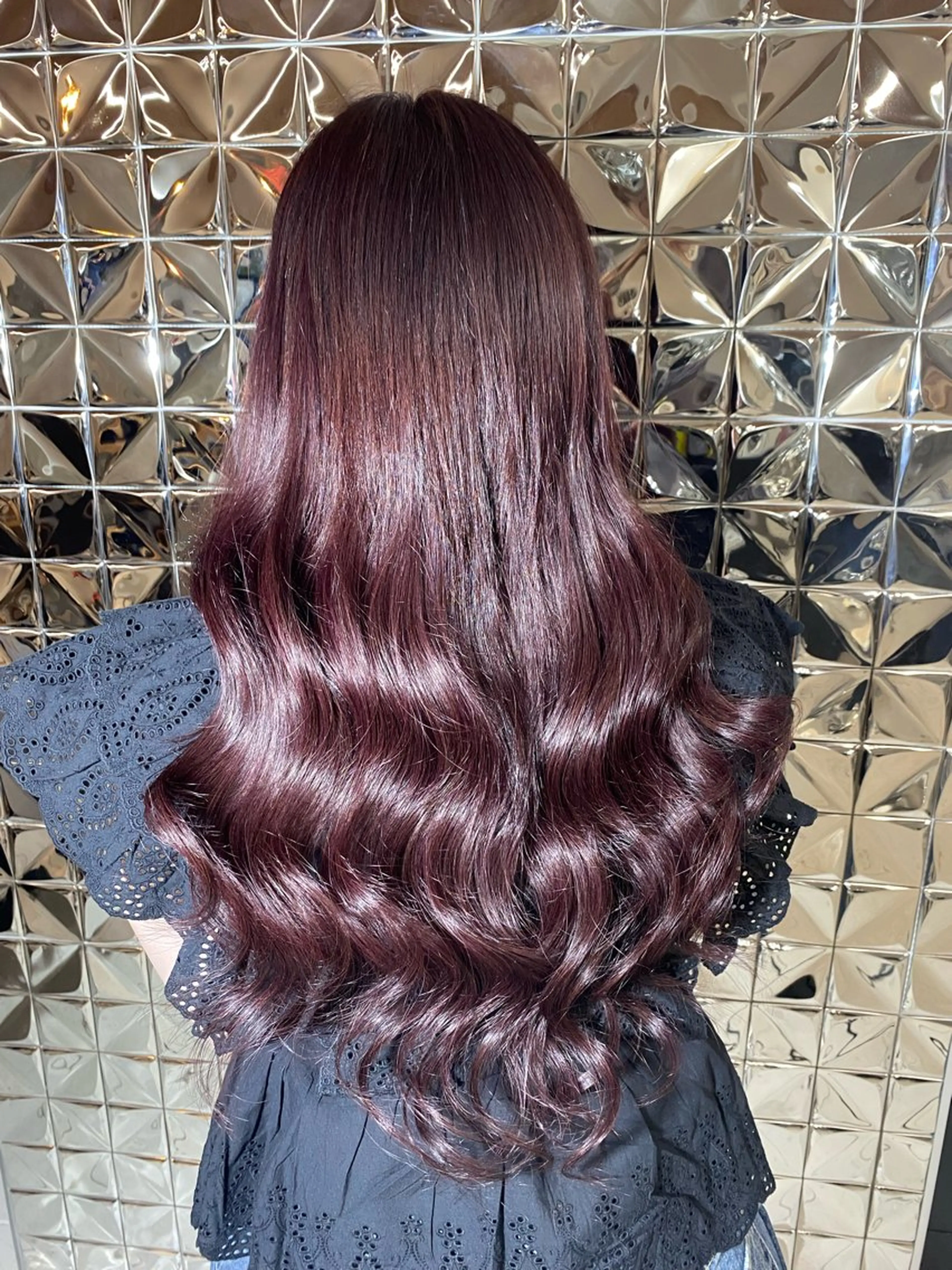 ロング ラブスタシー Lilyのヘアスタイル