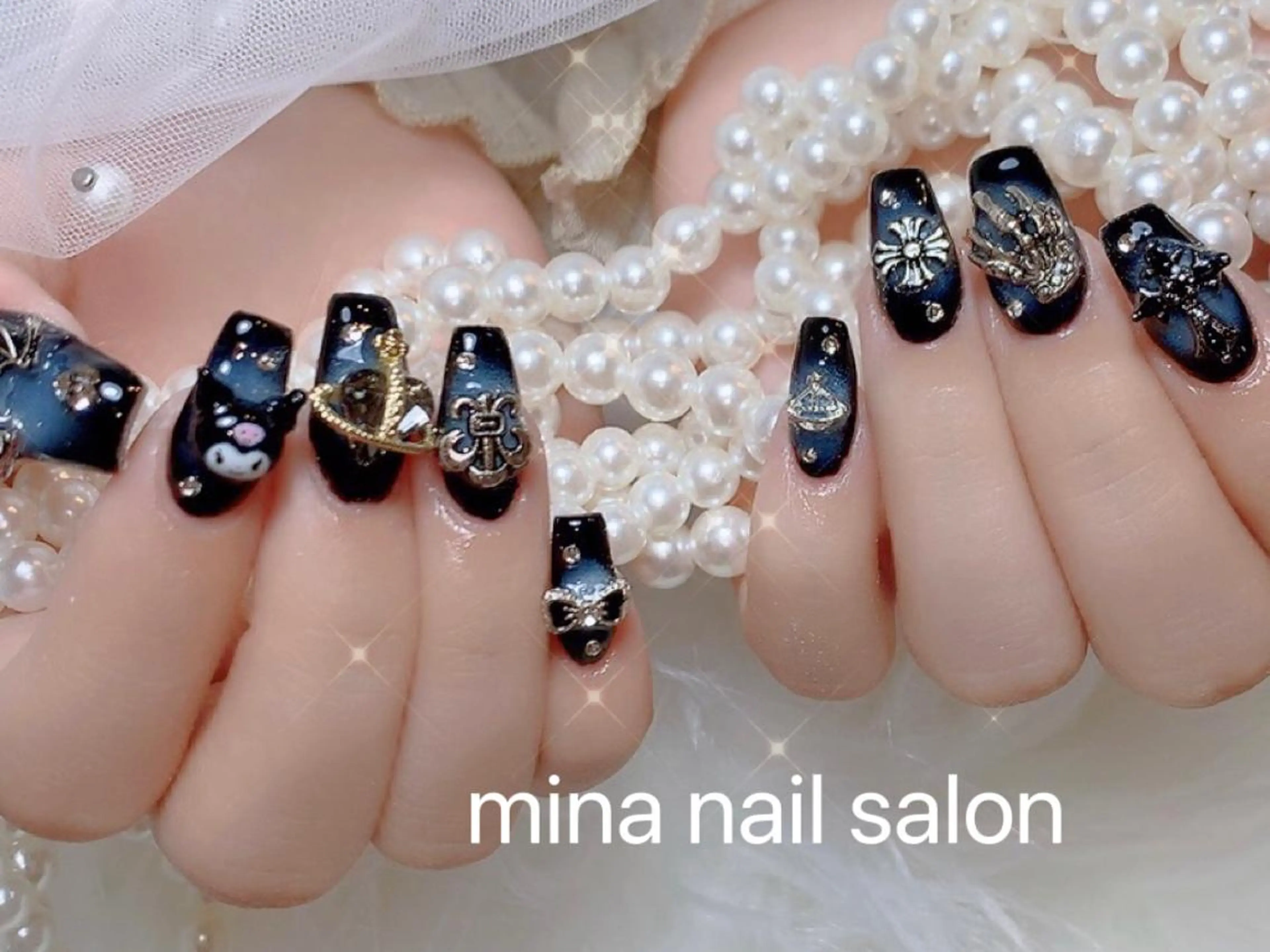 ネイル ハンドネイル queens nailsalonのネイルデザイン