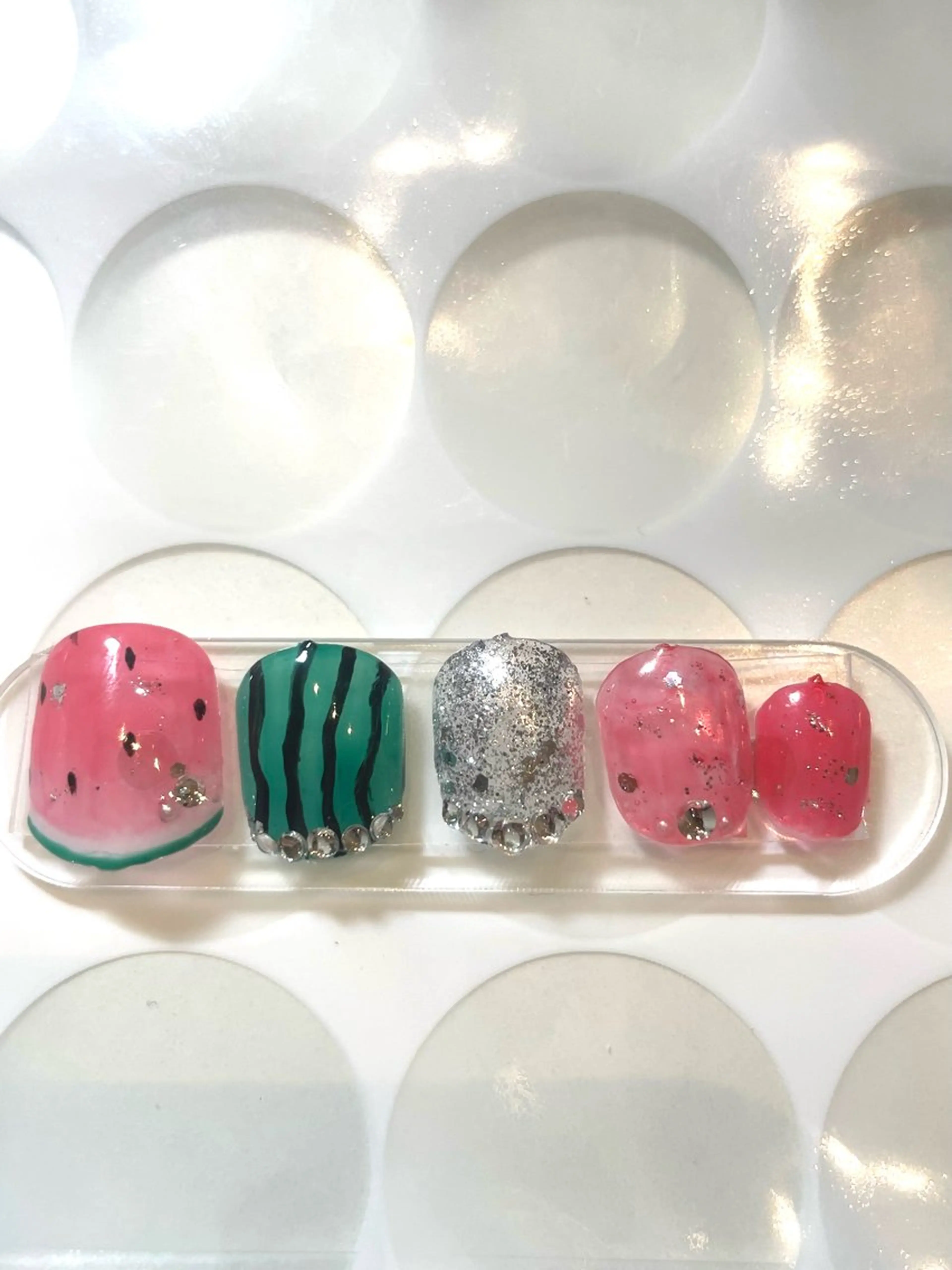 フルーツアート　夏らしい可愛らしいフルーツアートです🍉フルーツアート２本できます🙆‍♂️の写真