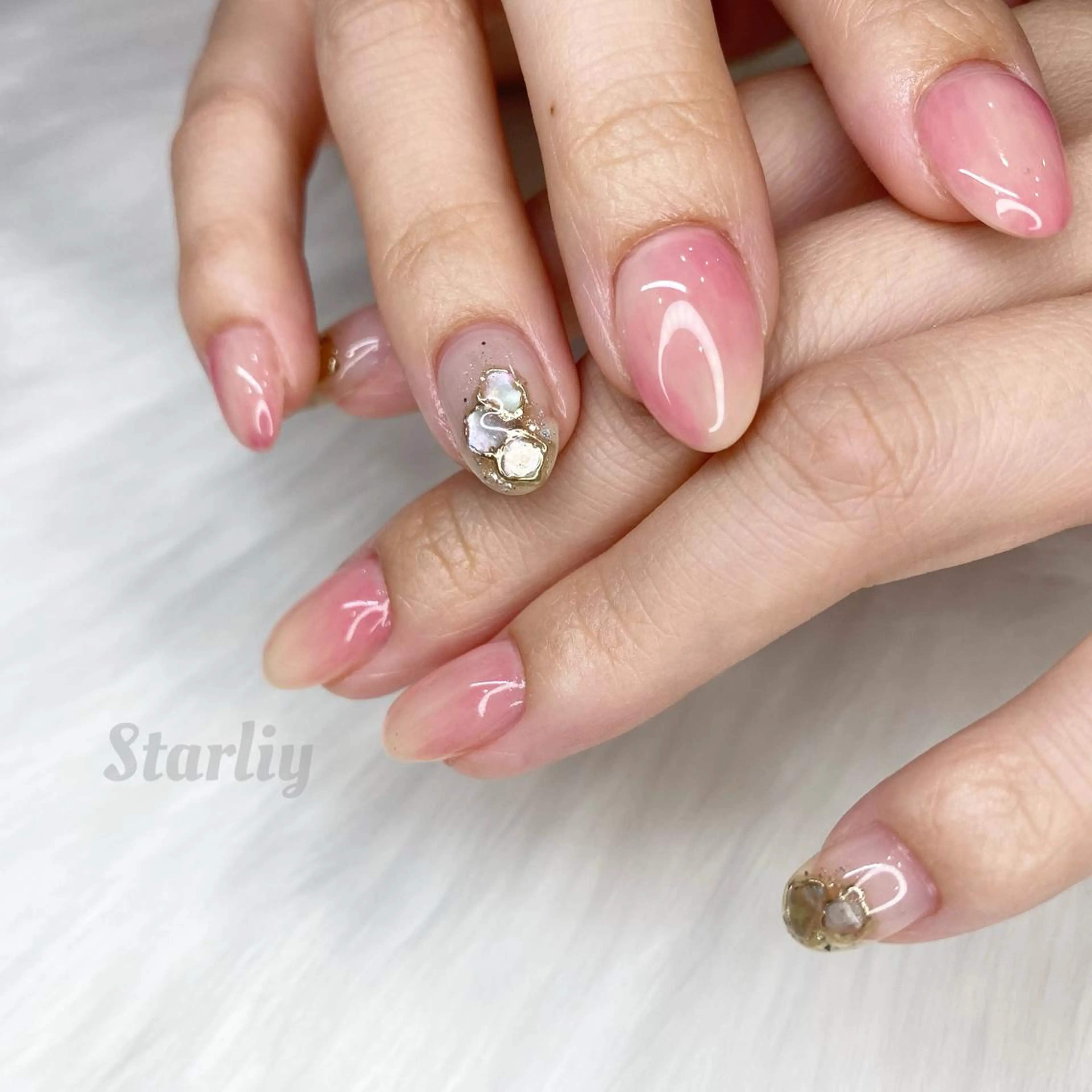 ネイル Starliy所属・~Starliy~ 三重県津市のネイルデザイン