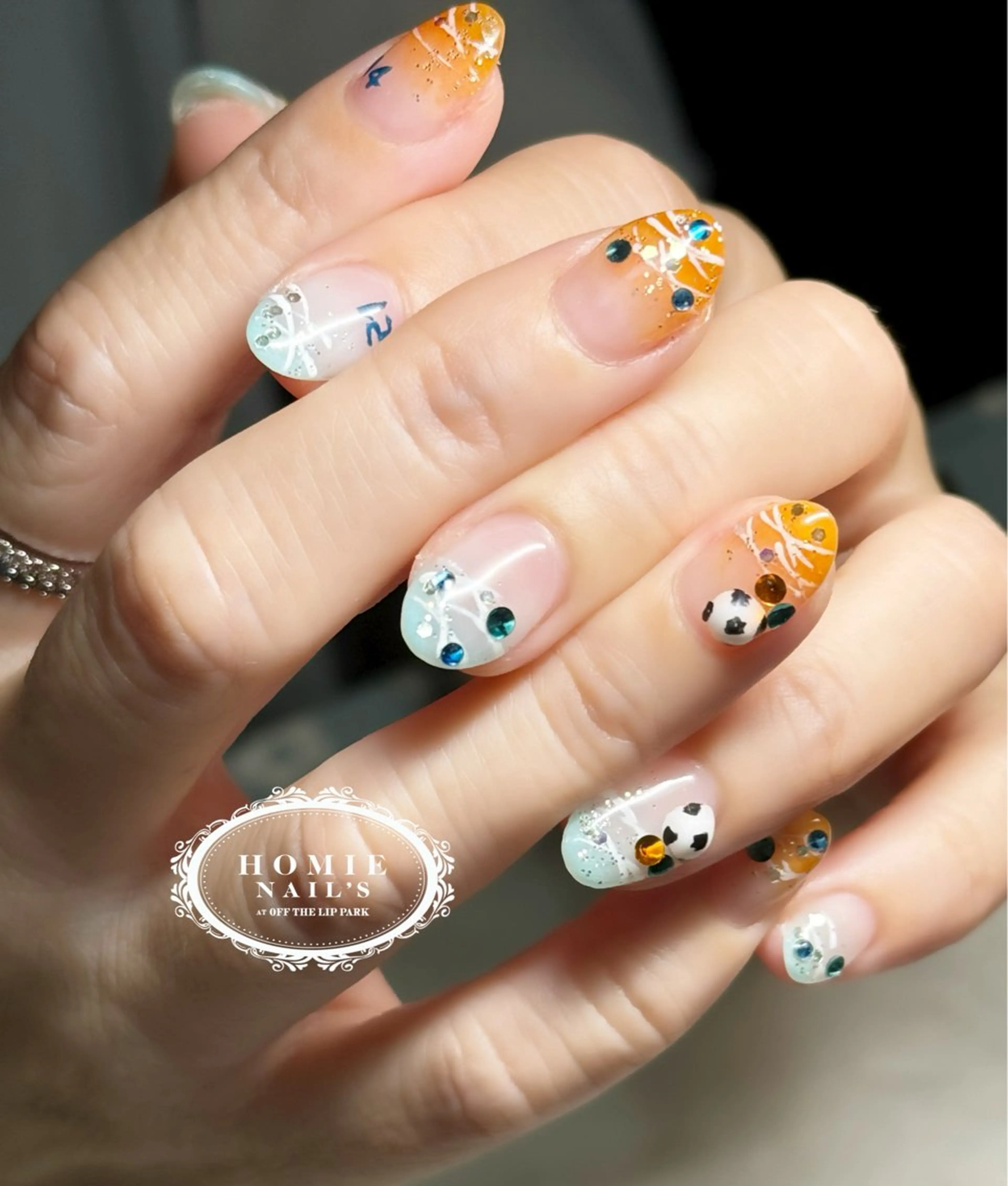 ネイル オフザリップパーク Asamiのネイルデザイン