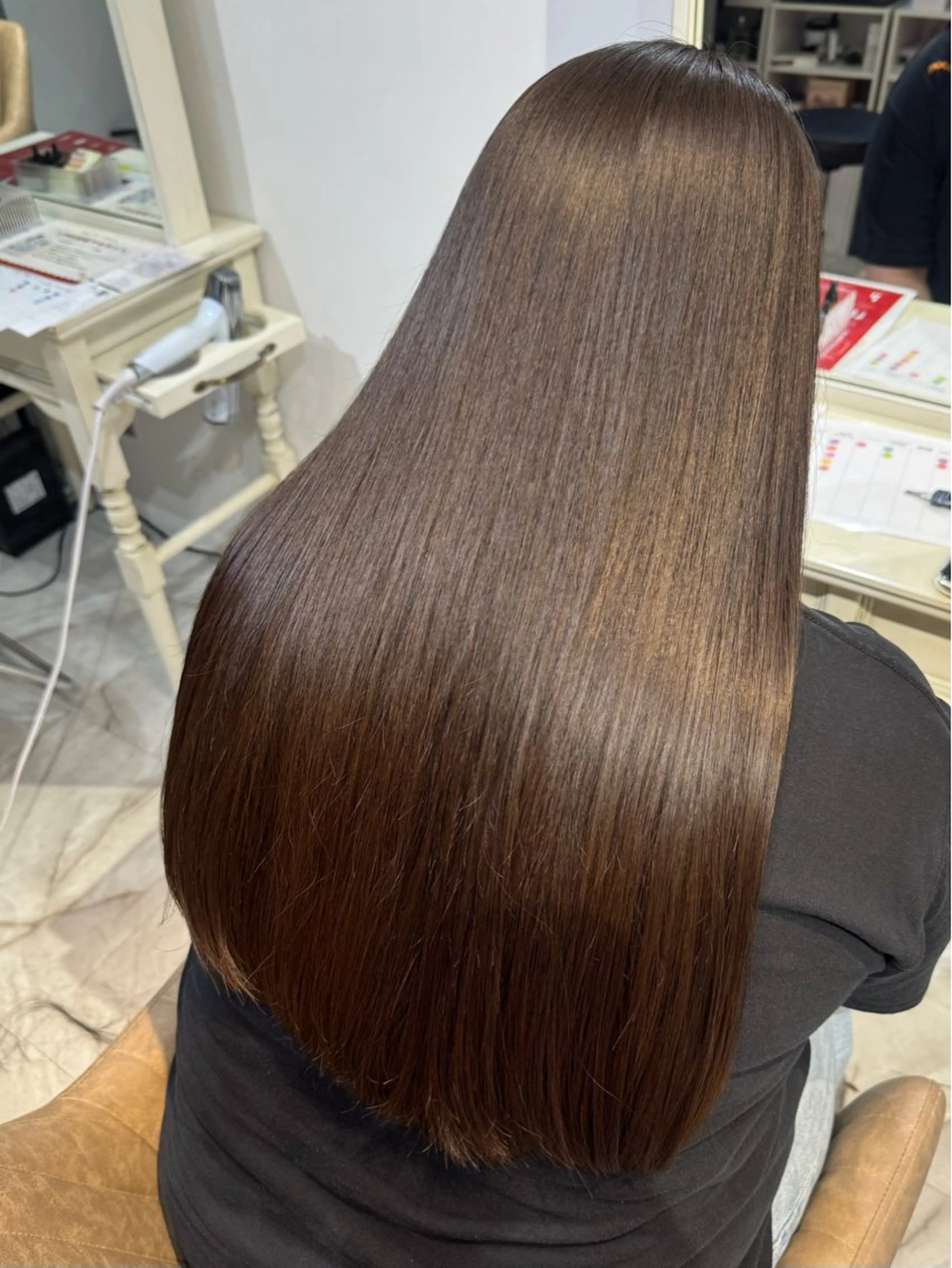 ロング パーマ 酸性ストレート ストレートパーマ カット 縮毛矯正 トリートメント Fuu.by lupine所属・8日空きあり 🌟misatoのヘアスタイル