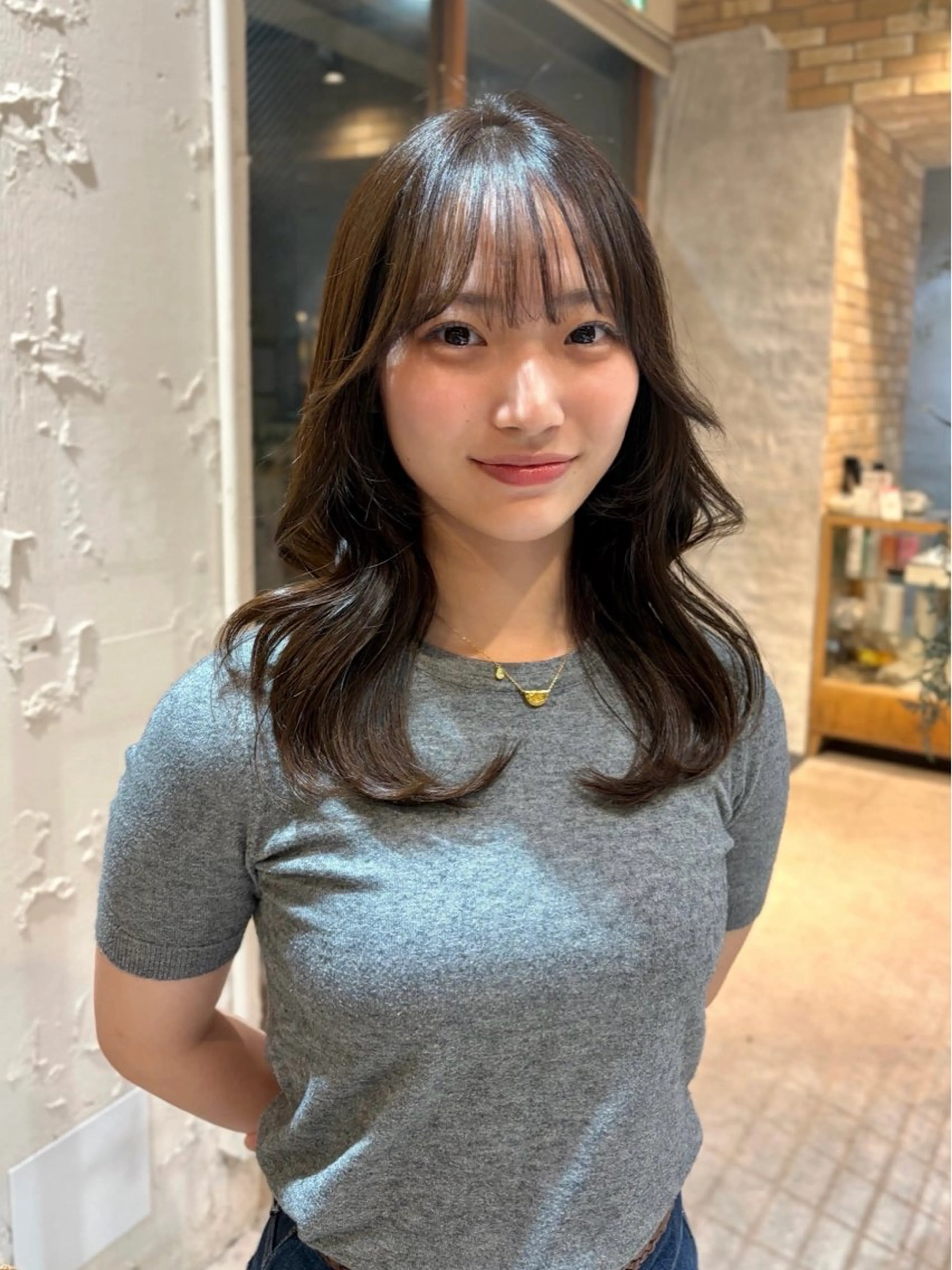 セミロング カラー ヘアカラー レイヤー/手書きネイ ルCOCORO 🎀のネイルデザイン