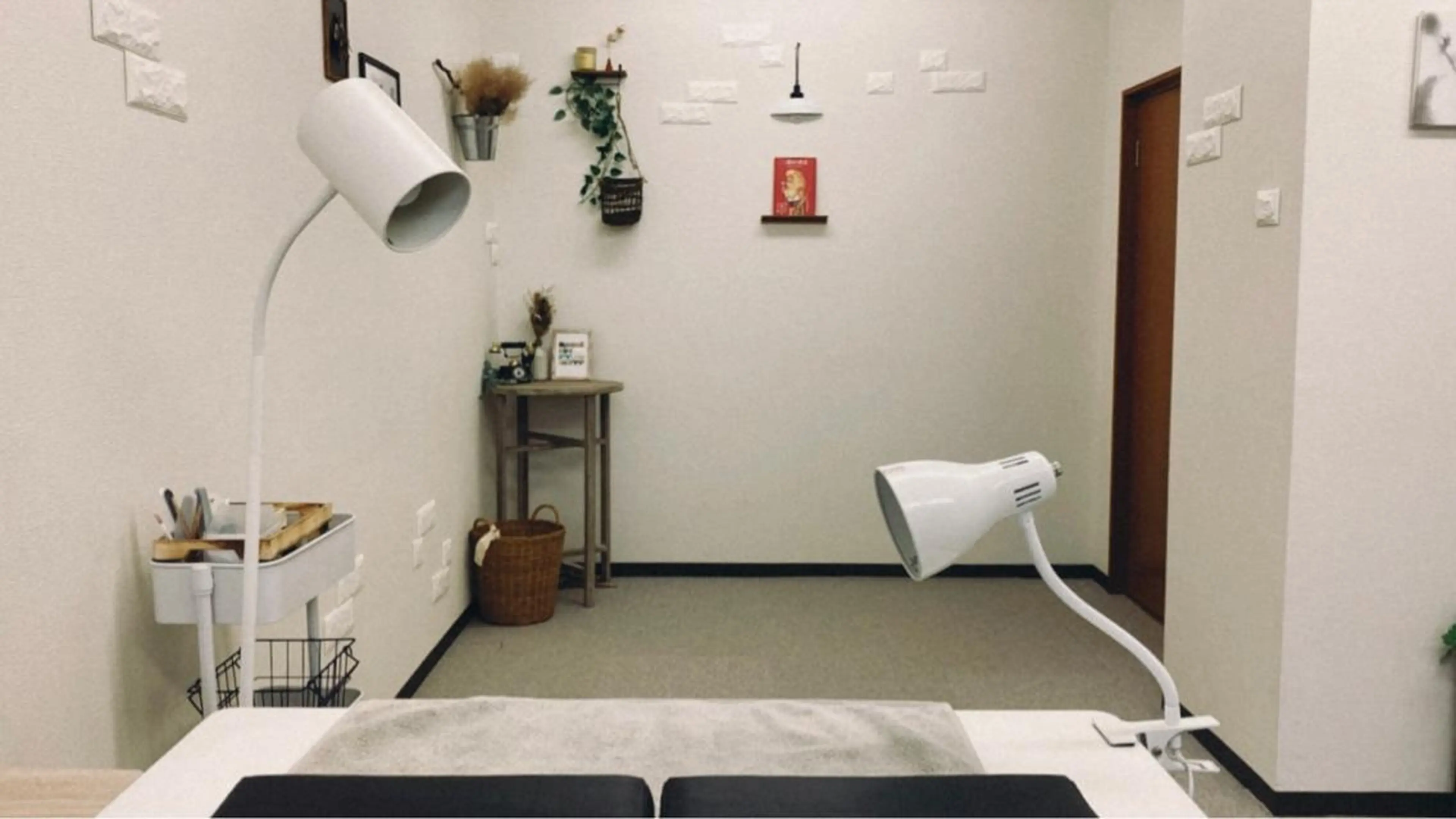 ネイル シンプルネイル つむぐ サロンのネイルデザイン