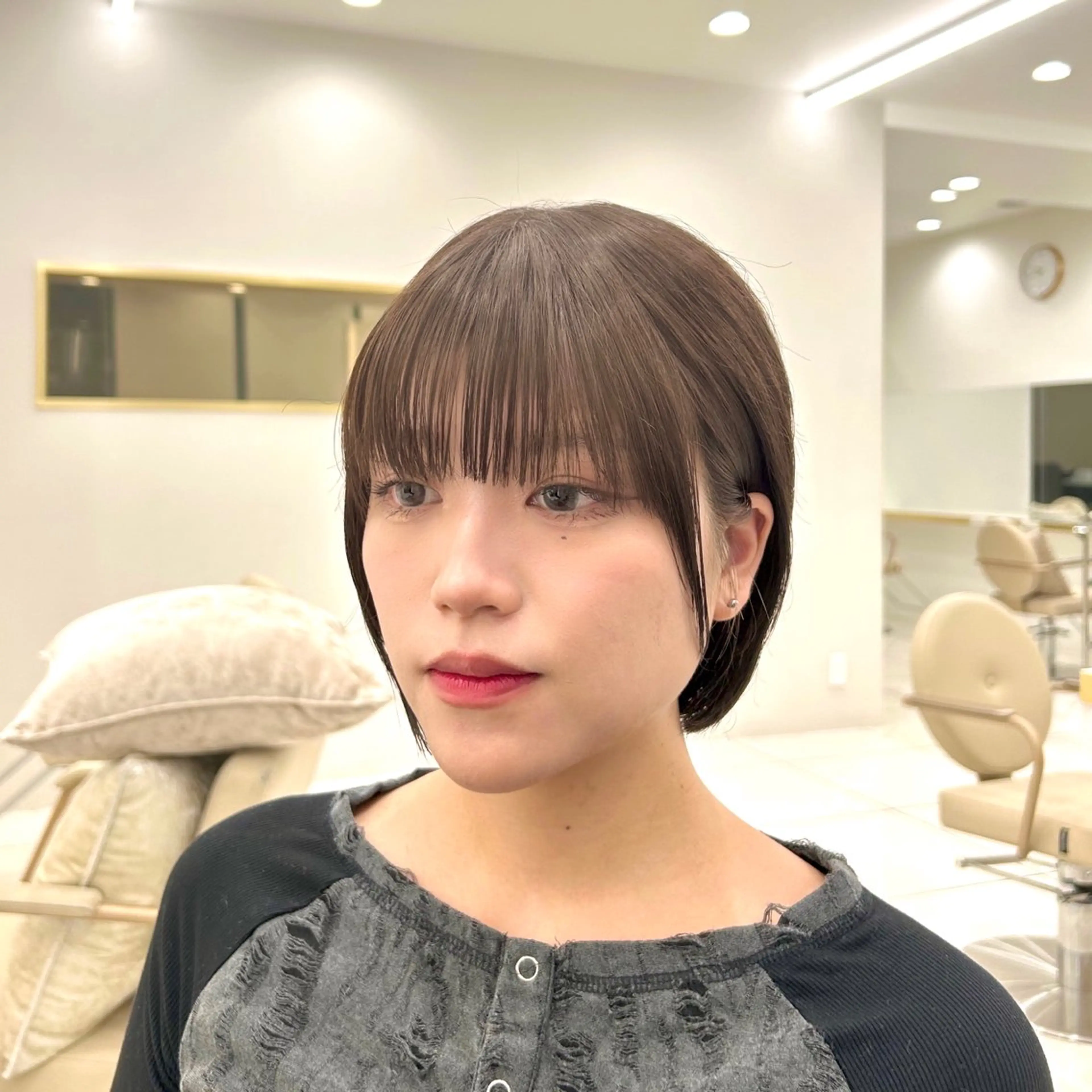 ショート 韓国顔まわり/前髪 /レイヤー/いつきのヘアスタイル