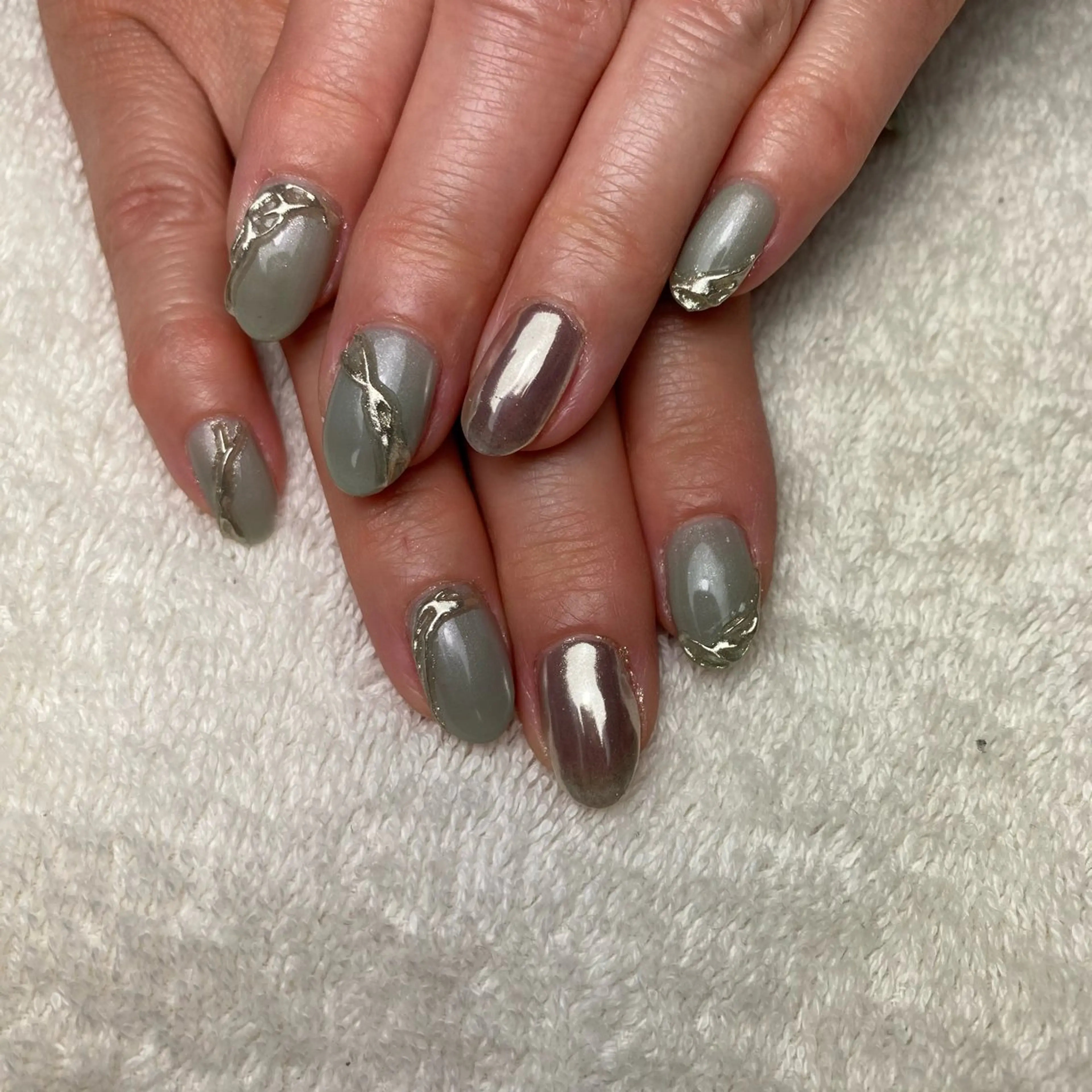 ネイル ミラーネイル COCO+所属・COCO +のエステ・リラクイメージ