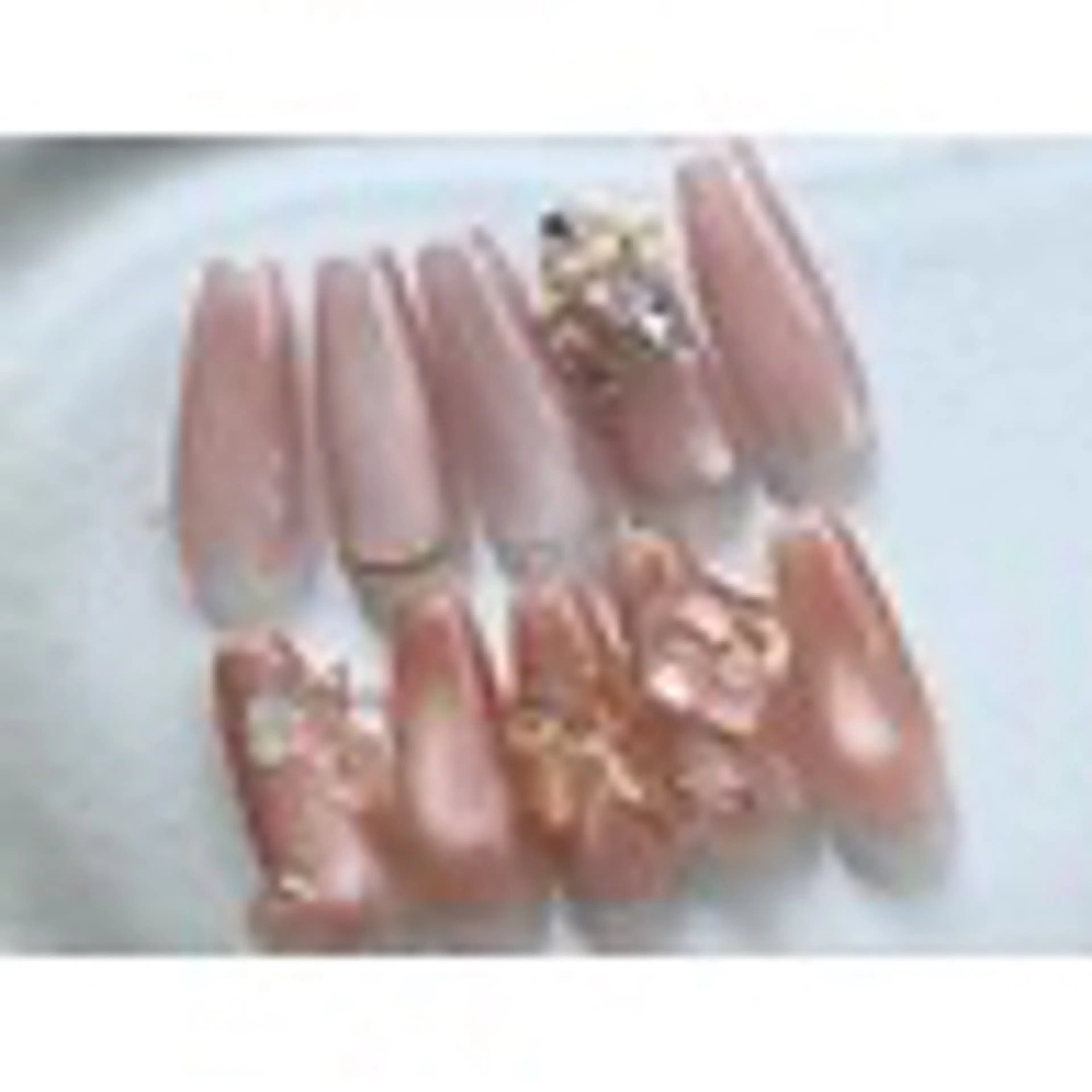 \new/【オフ込】キレイ目trend designの写真