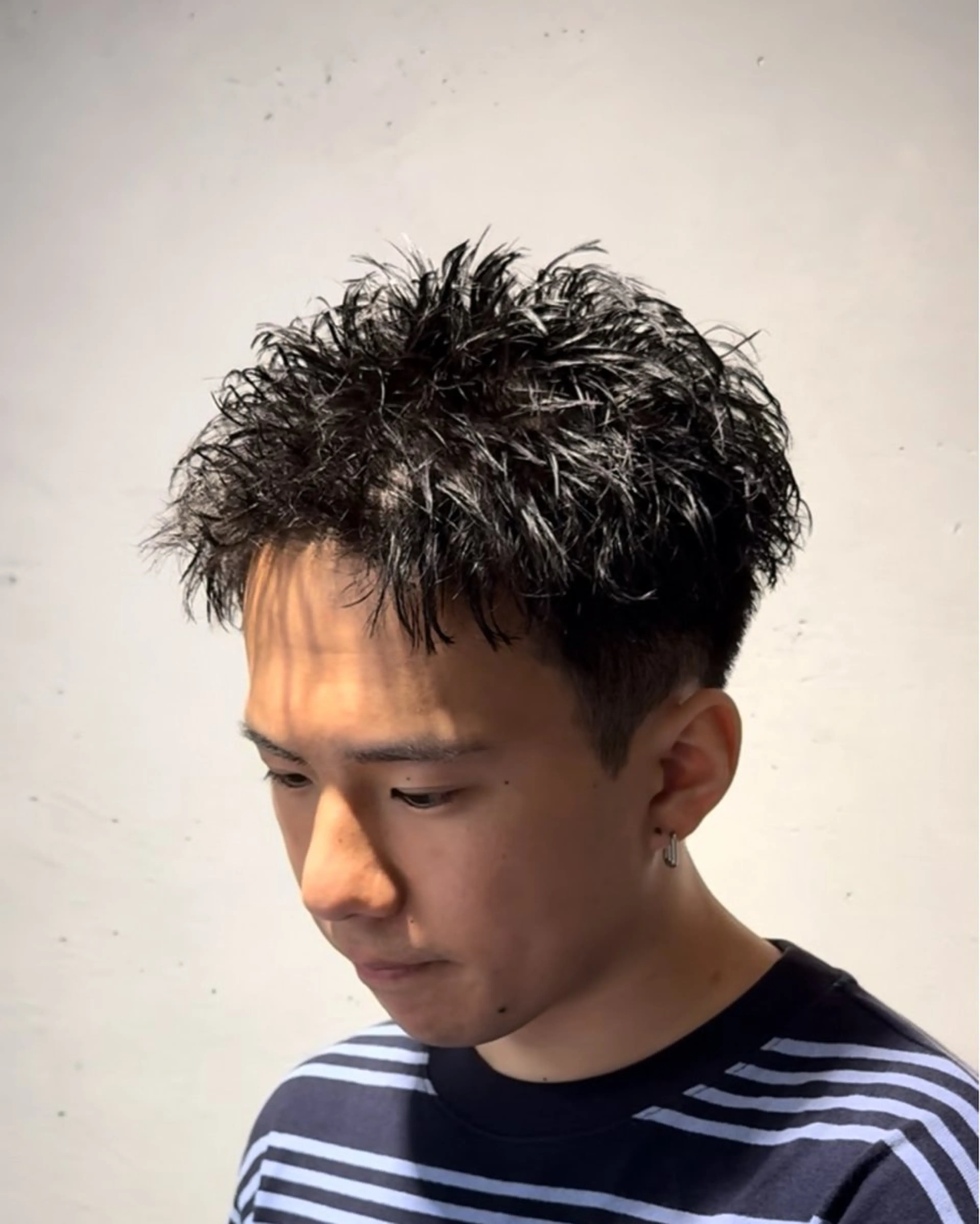 パーマ メンズ SALOWIN梅田茶屋町North店所属・岡田/メンズ特化/パ ーマ&ショートのプロのヘアスタイル