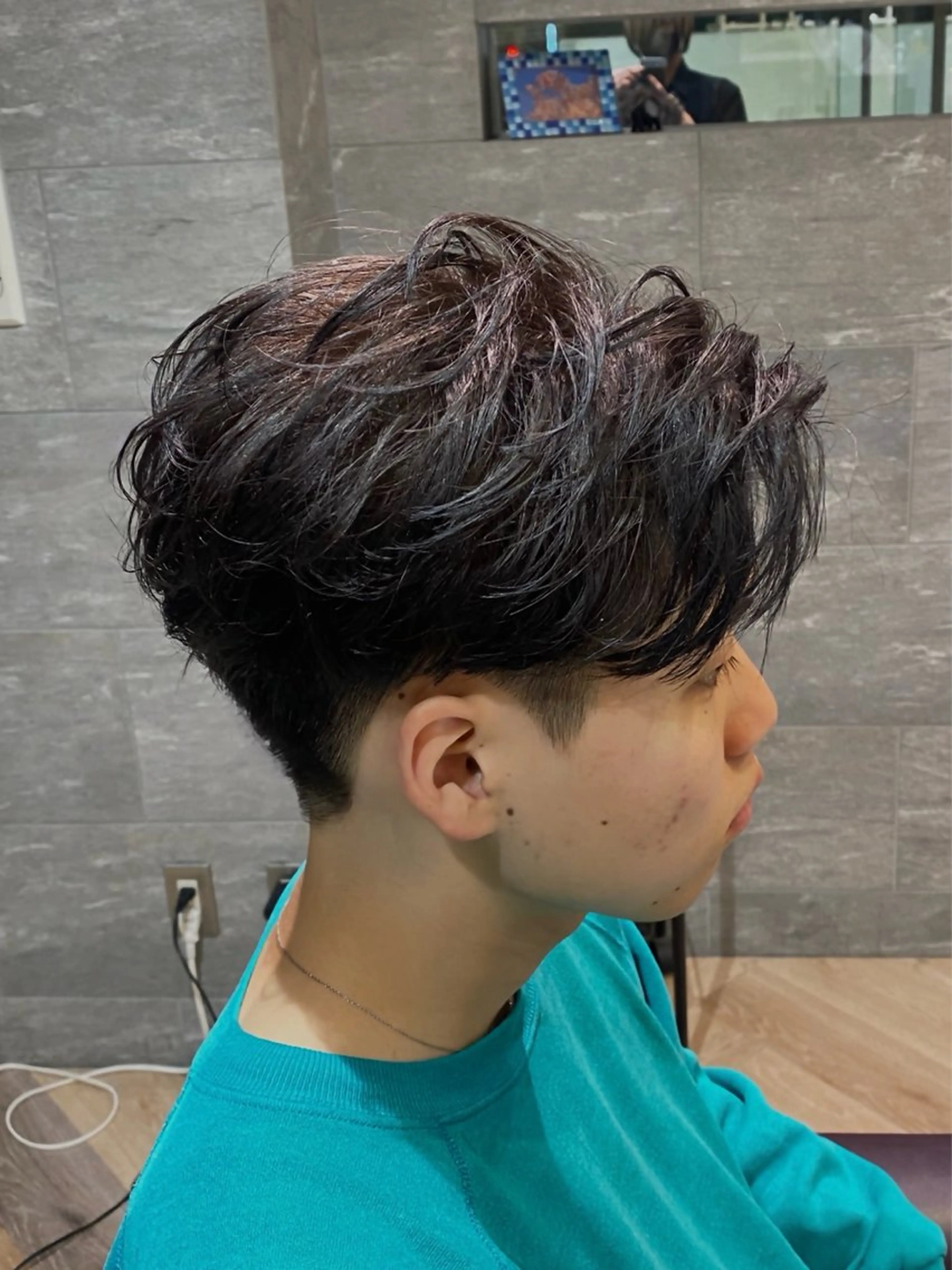 メンズ カット ヘッドスパ メンズ特化/フェザー /パーマ/伊勢元のヘアスタイル