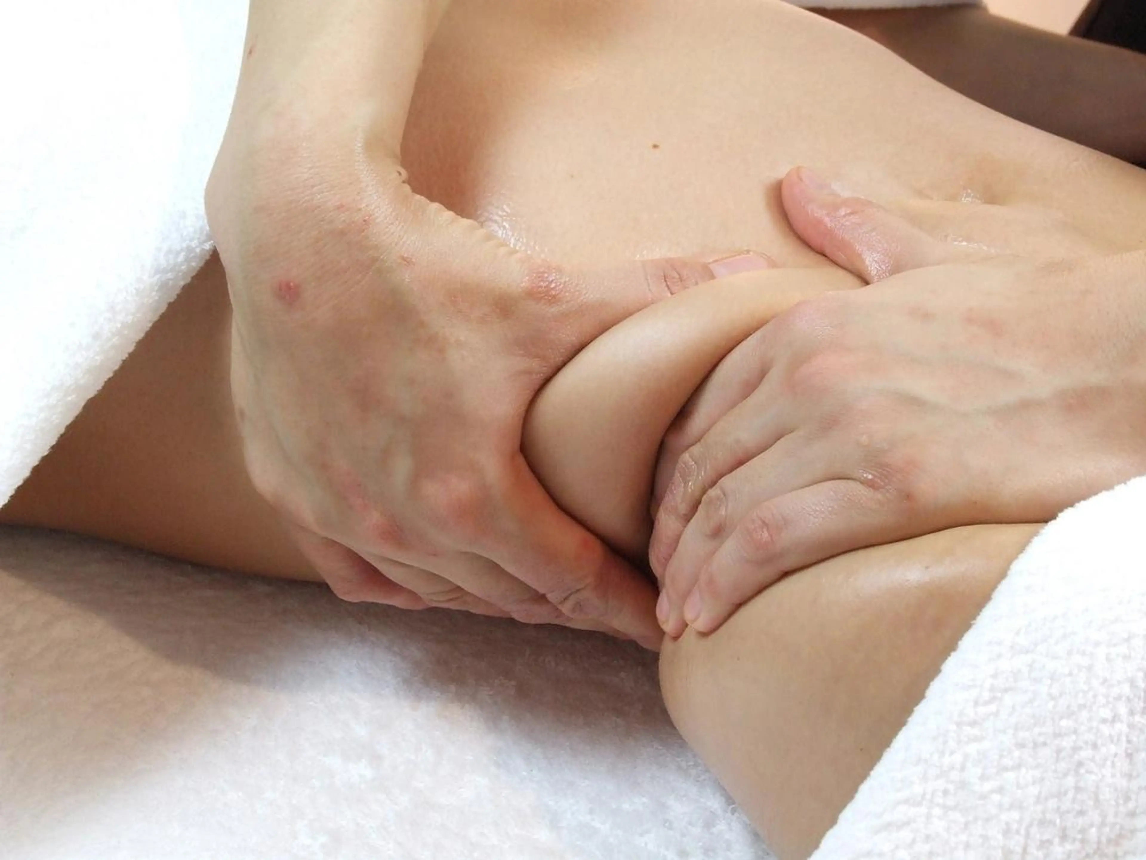 どなたでもご利用可能！全身リンパマッサージ90分　小顔＆ヘッドマッサージ付の写真