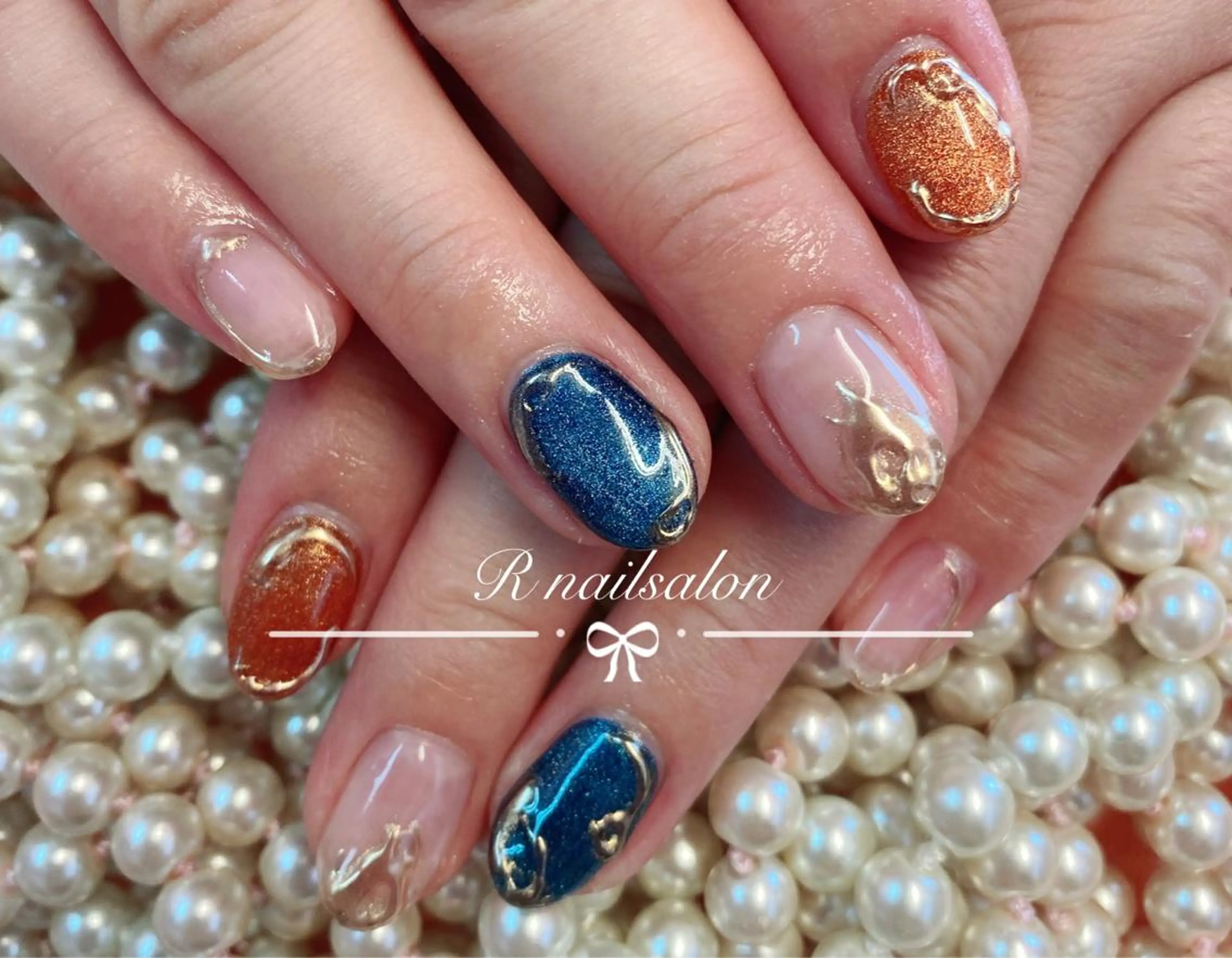 ミディアム R NAILSALONのネイルデザイン