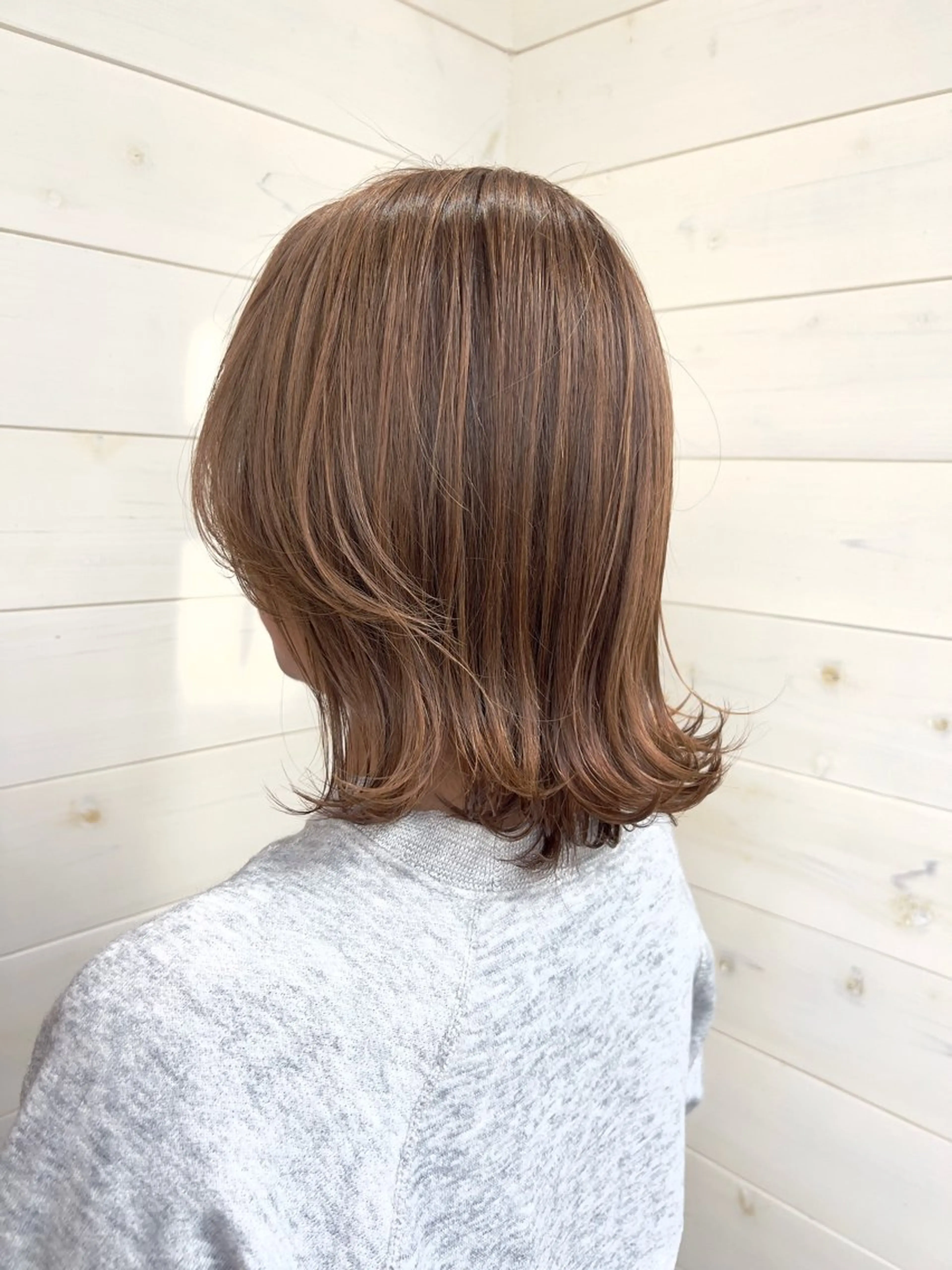 ミディアム カラー 🍇おぐら めぐみ🍇のヘアスタイル