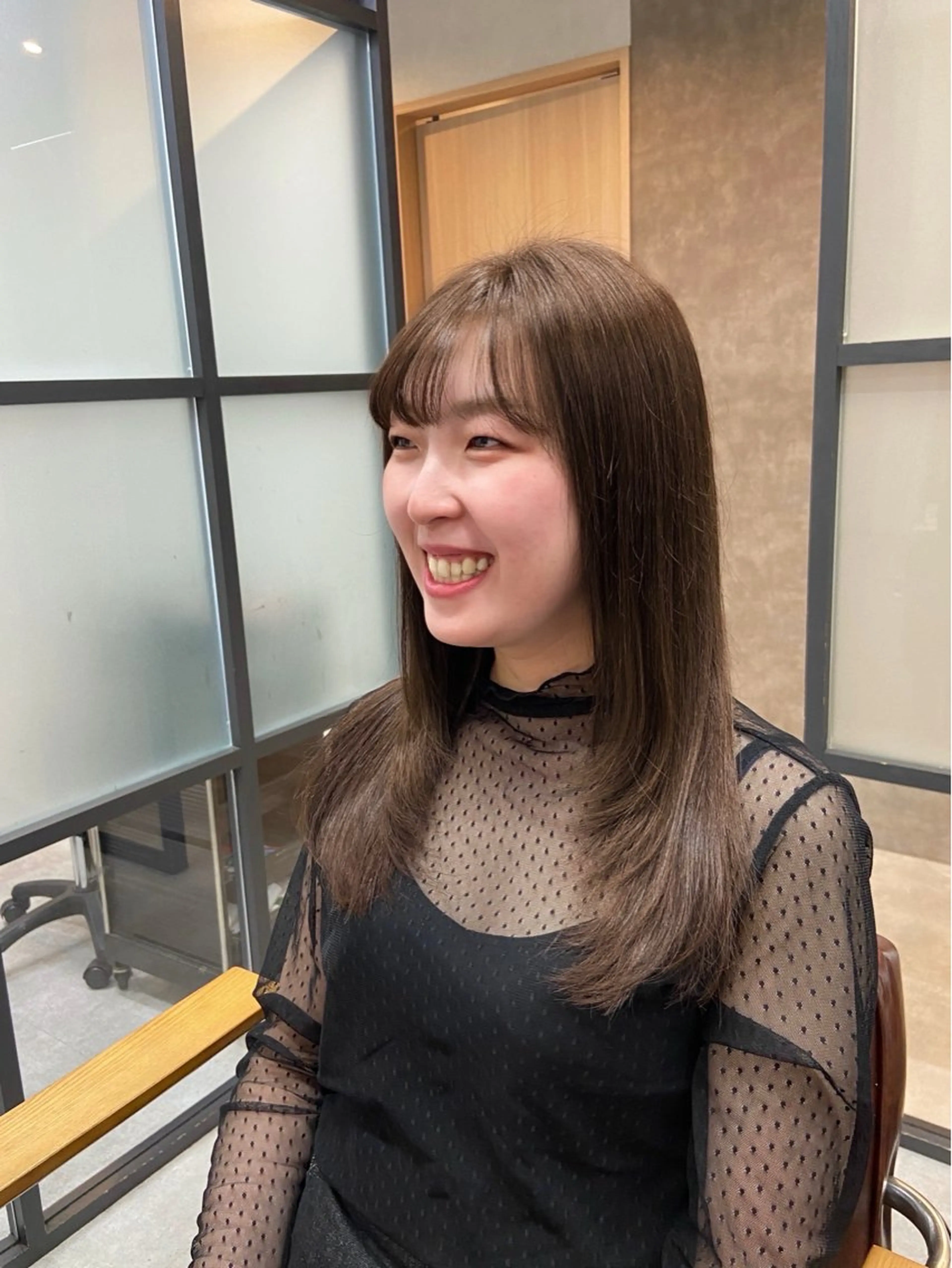 ロング レイヤーカット カット ヘアカラー トリートメント 藤永 紗由香のヘアスタイル