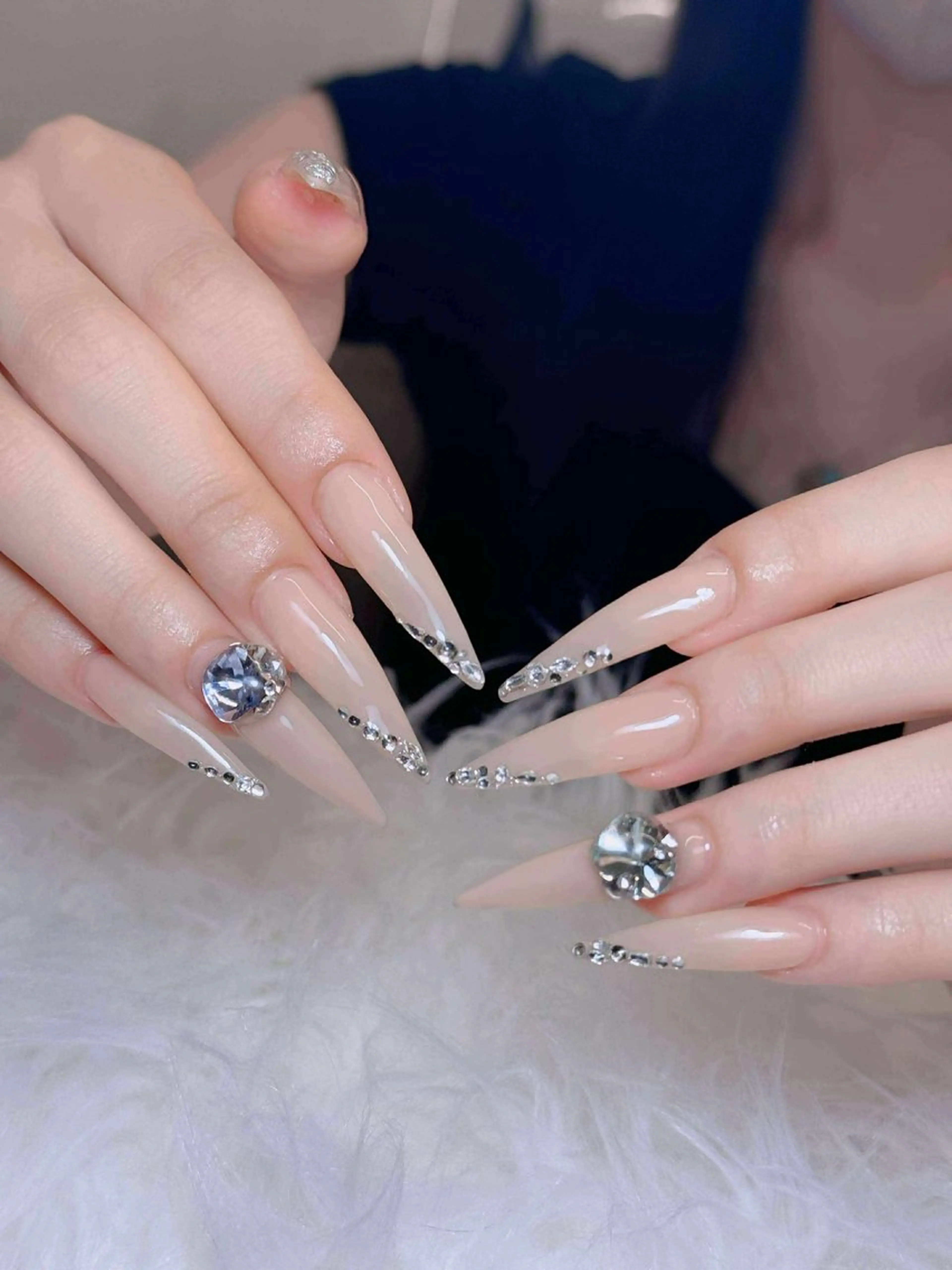 ネイル オーロラネイル チークネイル フットネイル フレンチネイル 韓国ネイル ハンドネイル Lumi Nail 新大久保3‘のネイルデザイン