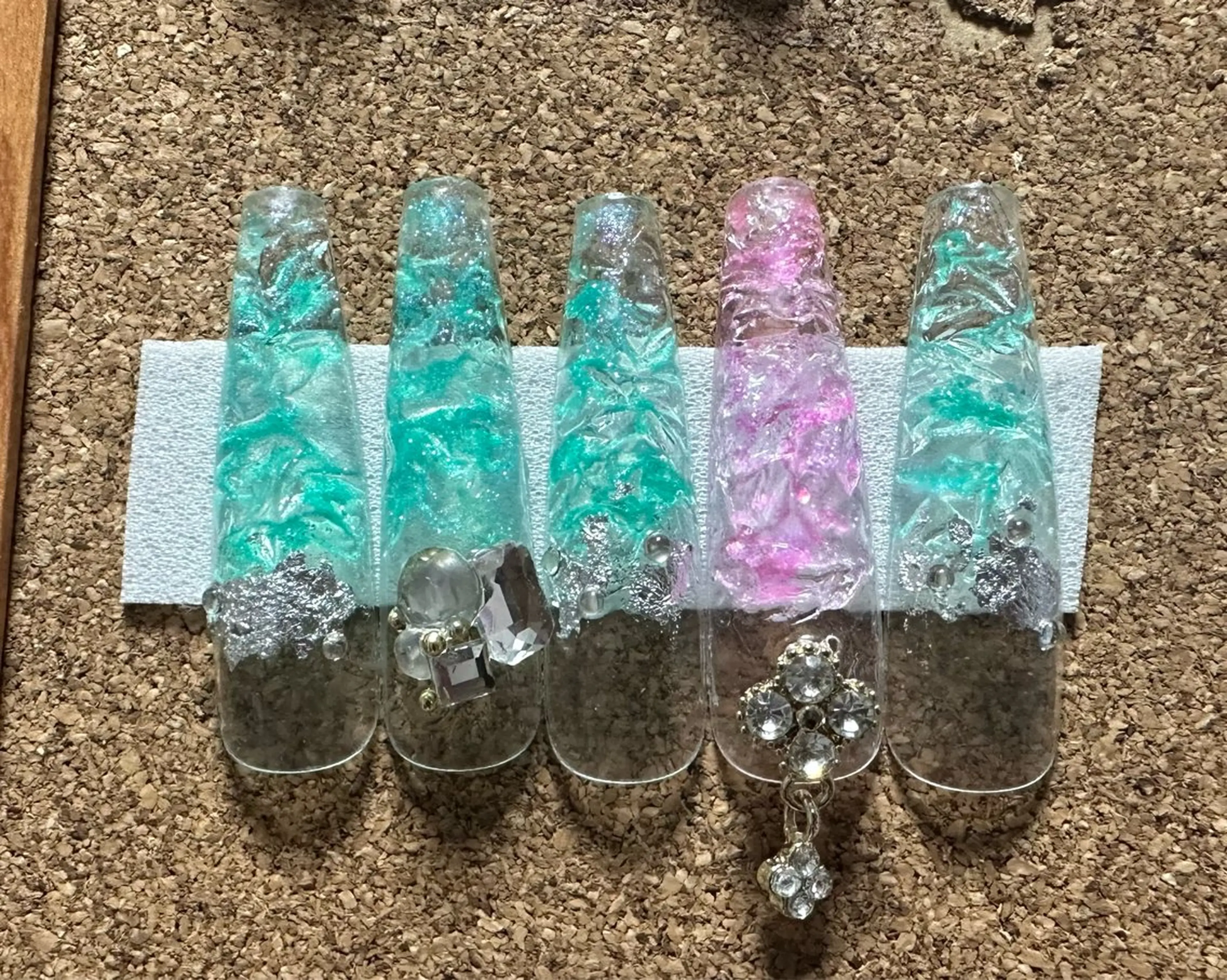 ネイル チークネイル フットネイル ジェルネイル マグネットネイル パラジェル grace グレースのネイルデザイン