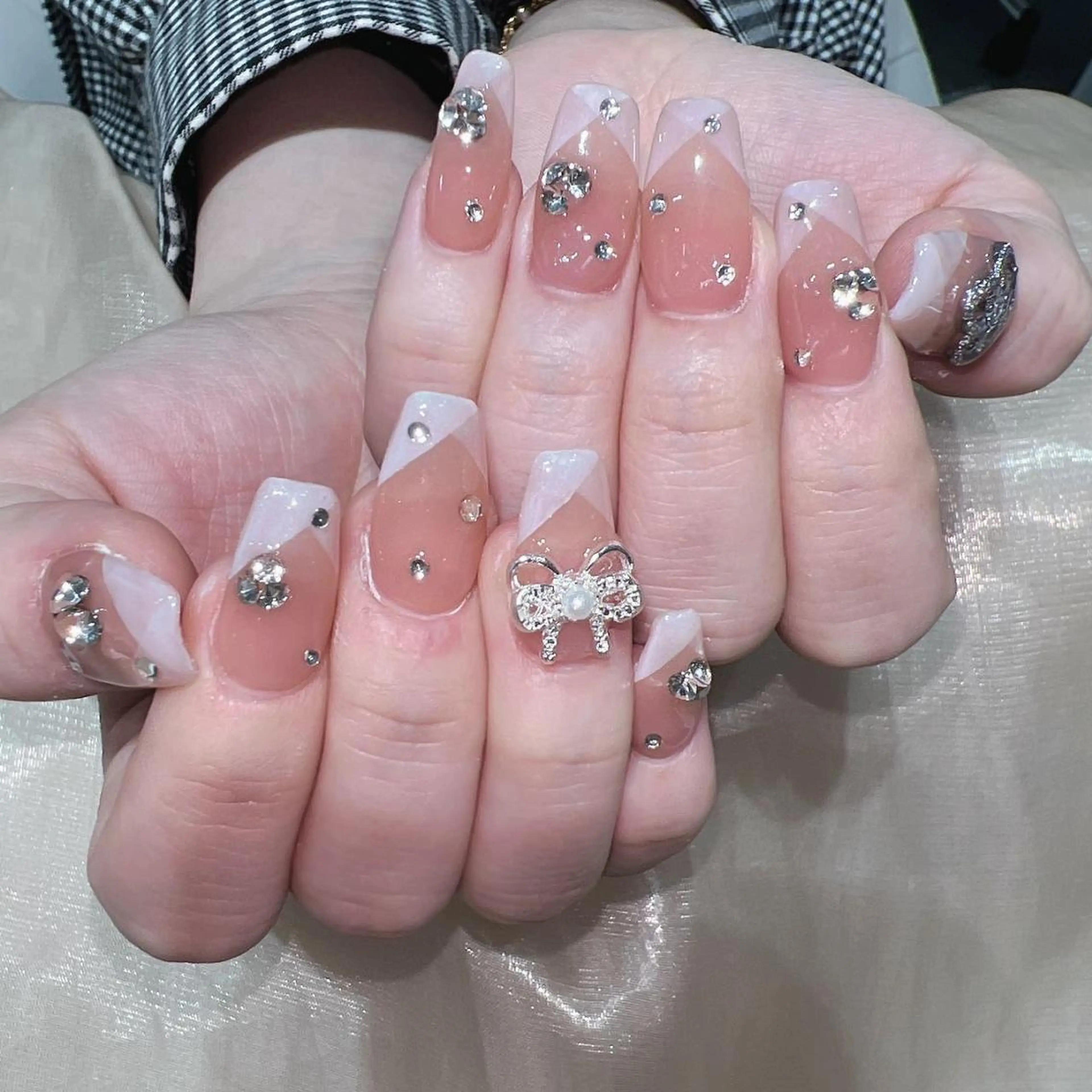 ネイル Queens PUPUのネイルデザイン