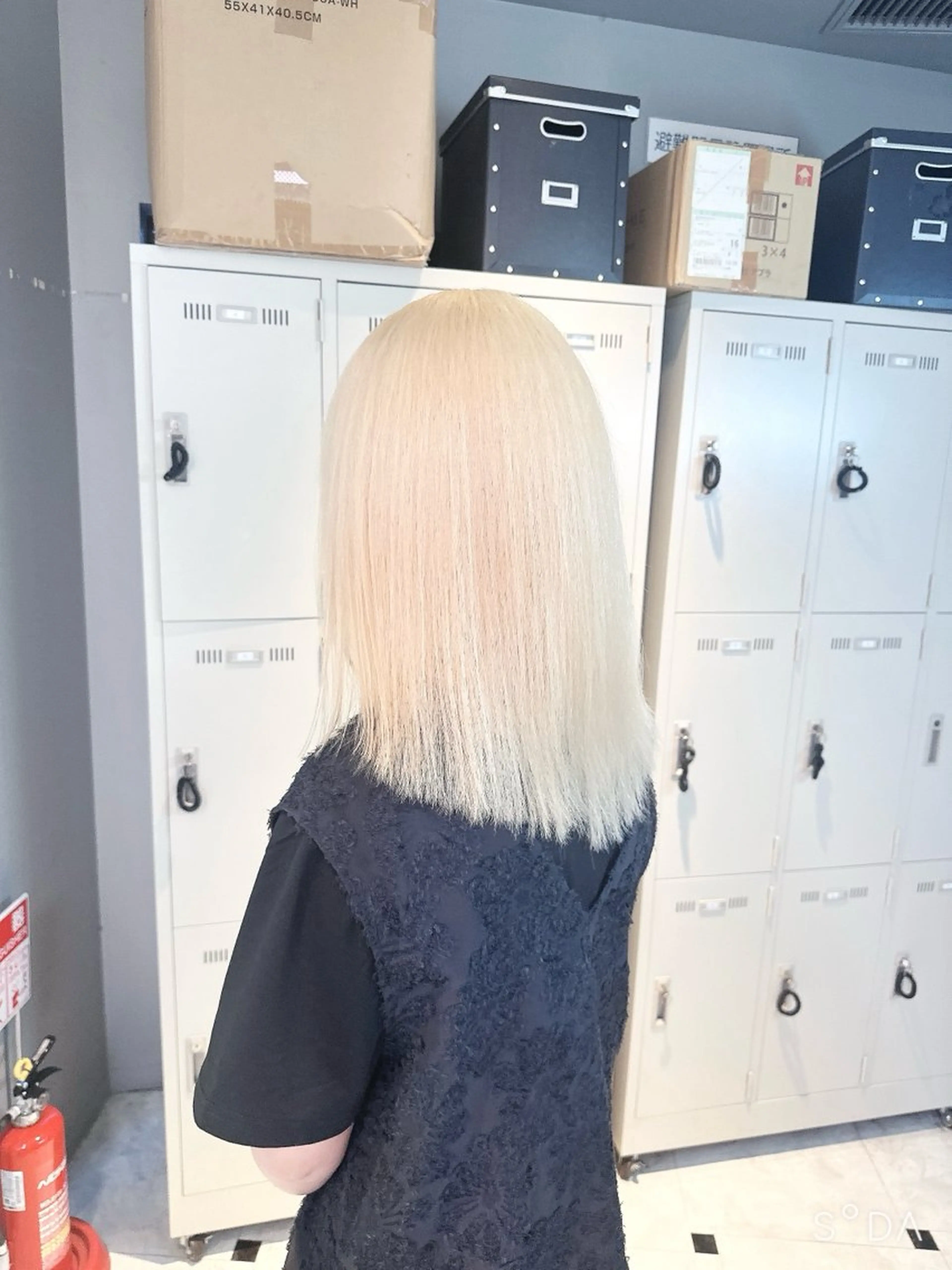 ミディアム カラー 🪄池袋ハイトーン 🪄ブリーチカラーのヘアスタイル