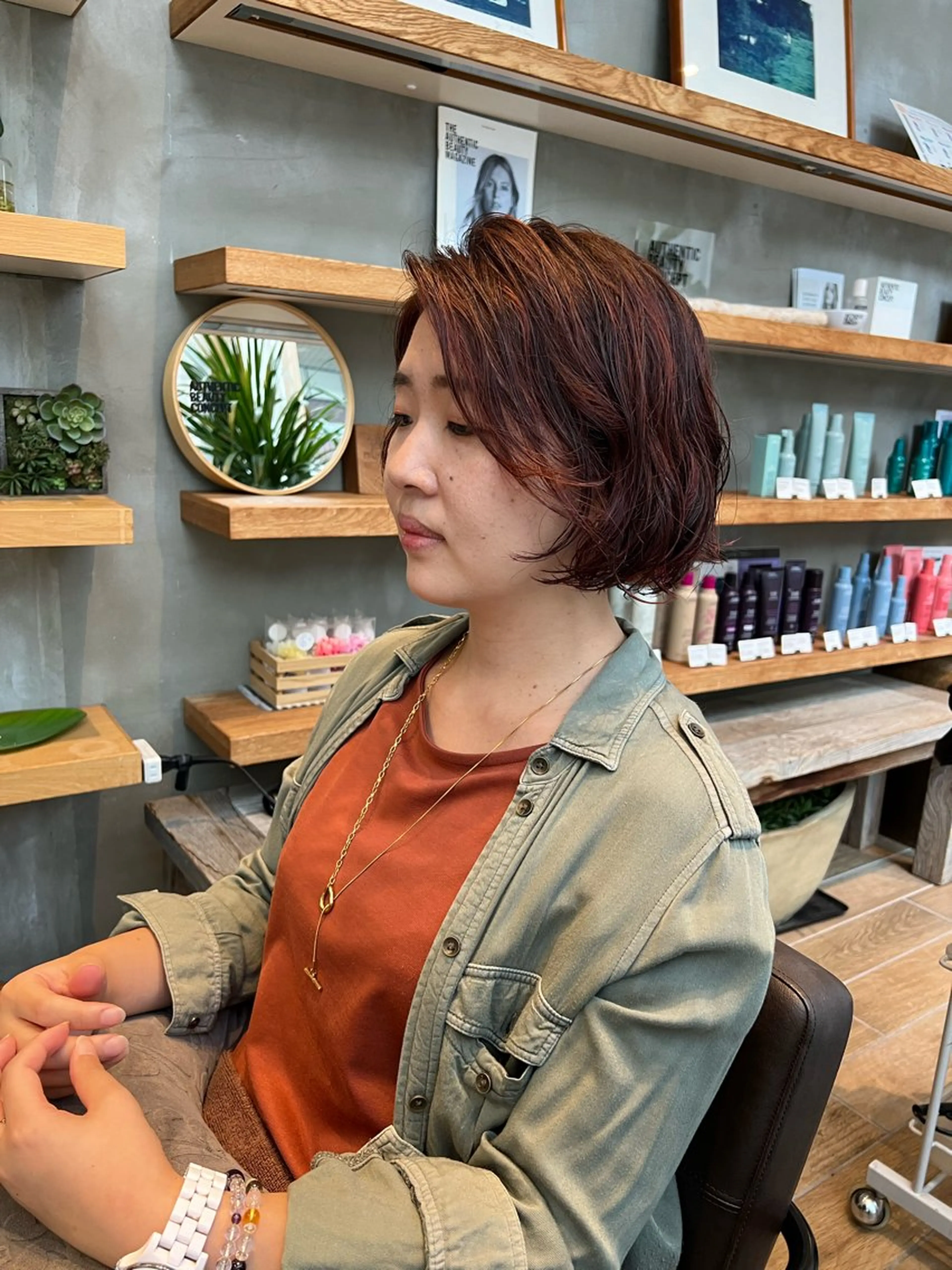ショート ボブ くせ毛 田中 はるなのヘアスタイル