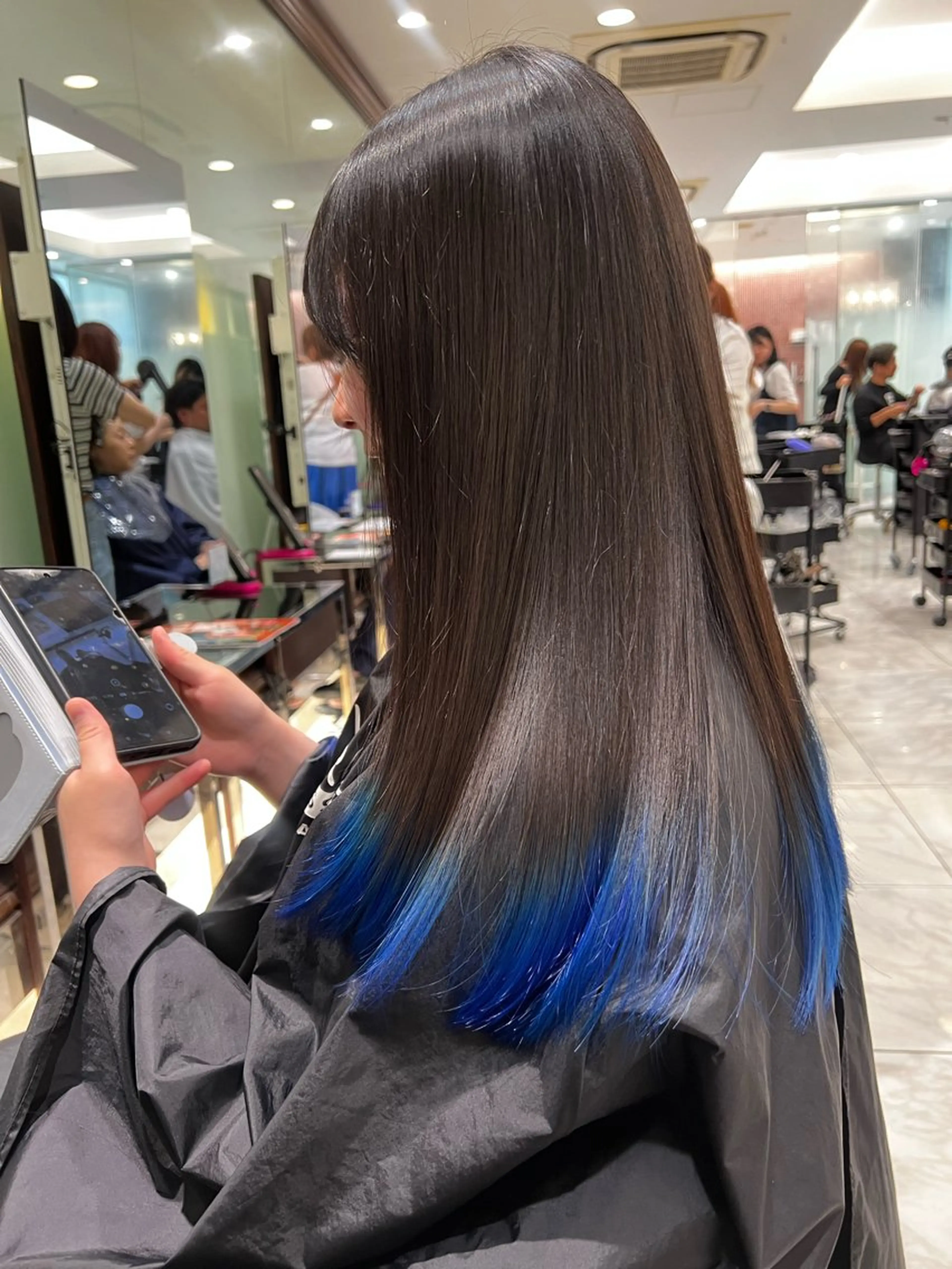 ロング ヘアカラー トリートメント ハイトーンカラー 中村優成のヘアスタイル