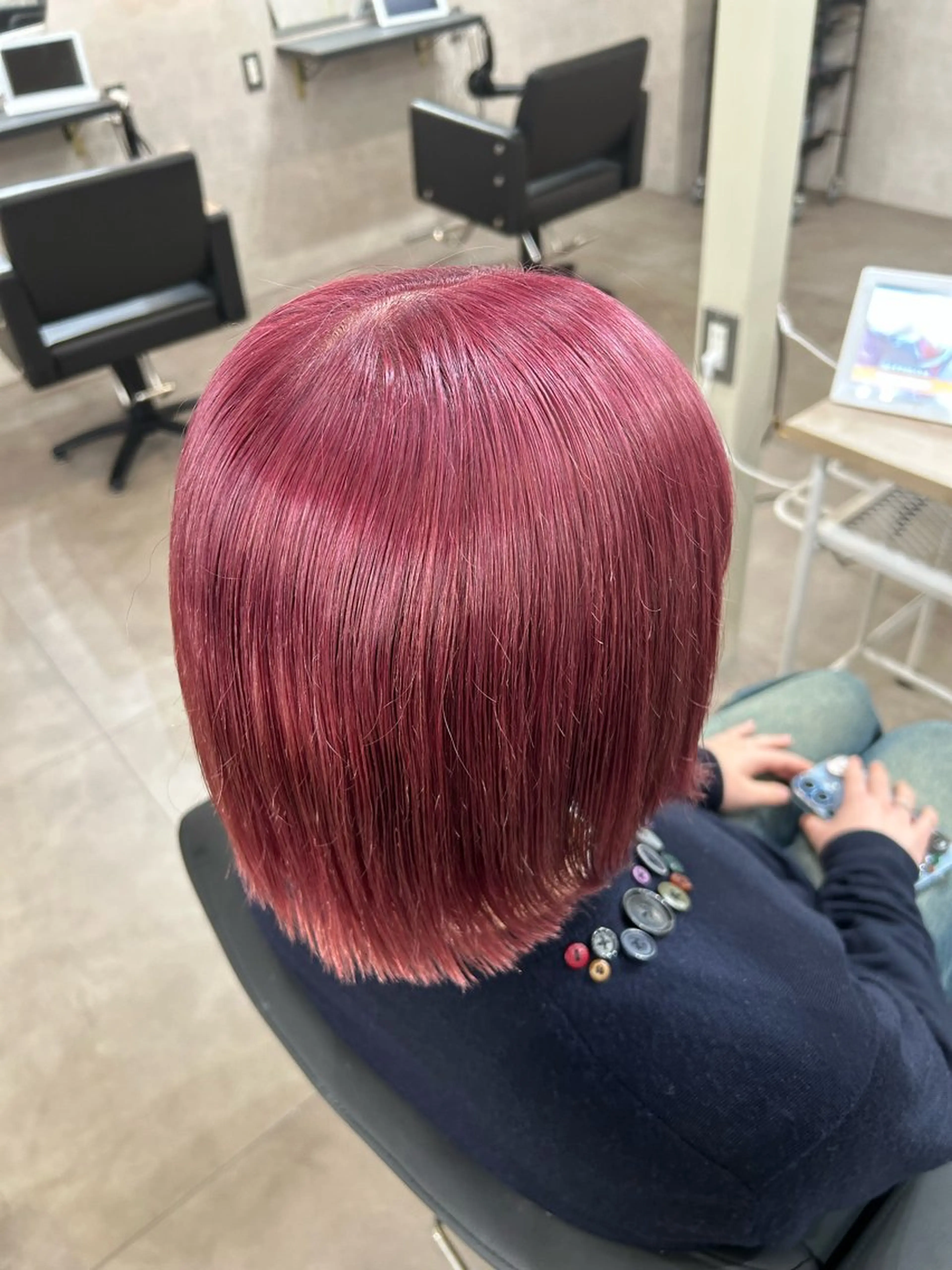 ショート カラー ブリーチ ヘアカラー 石原 侑季のヘアスタイル