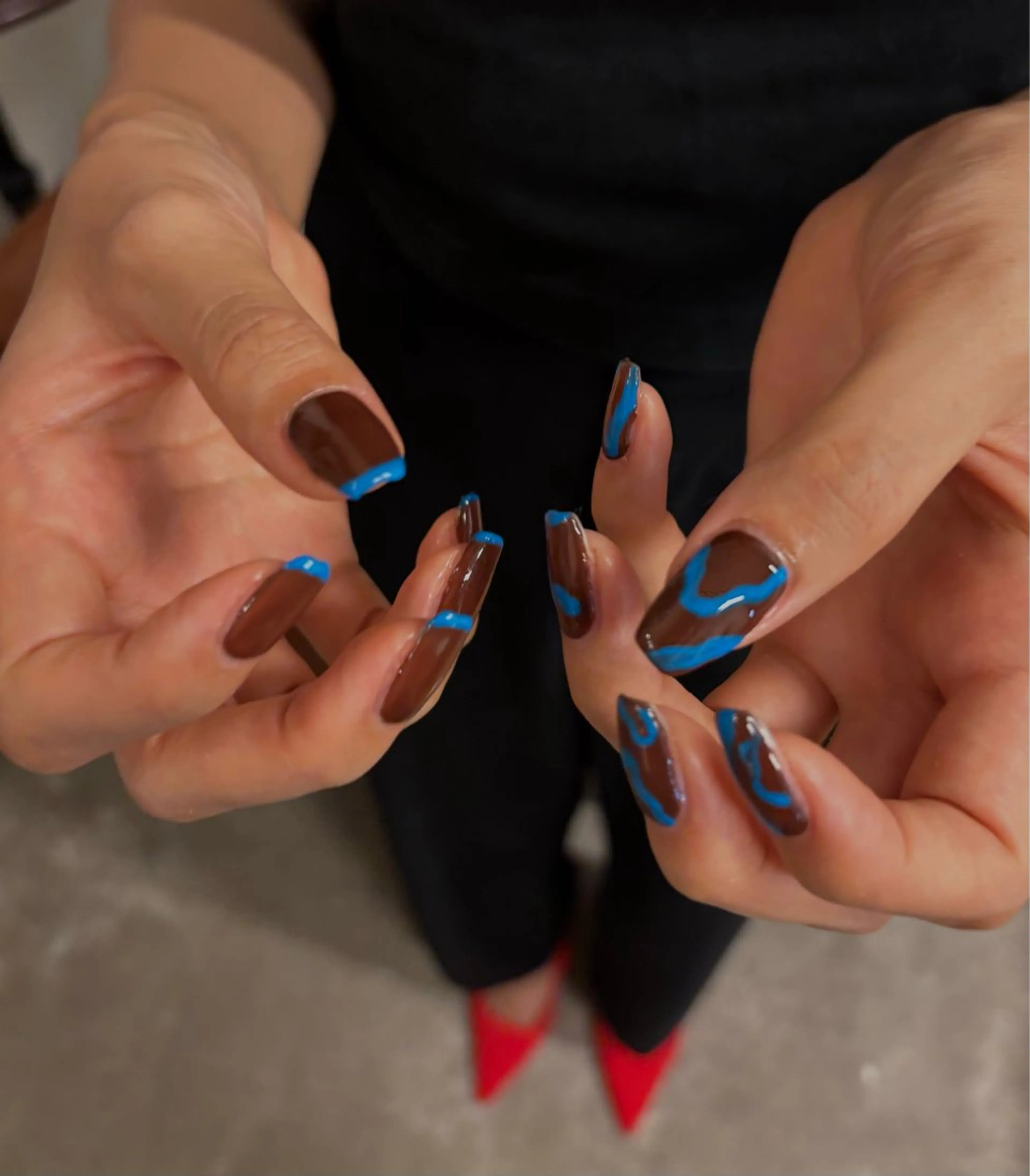 ネイル ブルー ブラウン 加藤 ひめののネイルデザイン