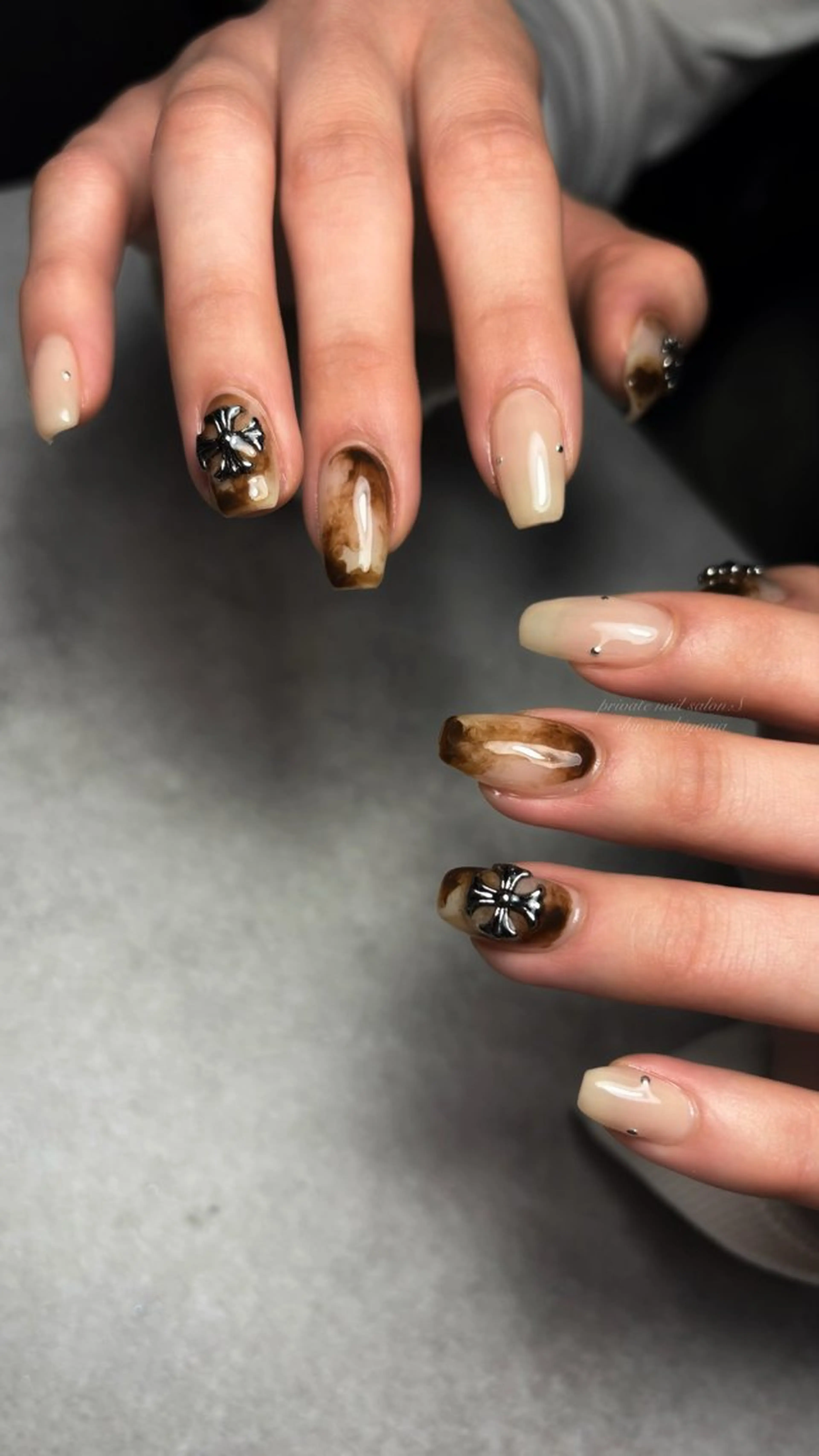 ネイル ハンドネイル 関山 志乃のネイルデザイン