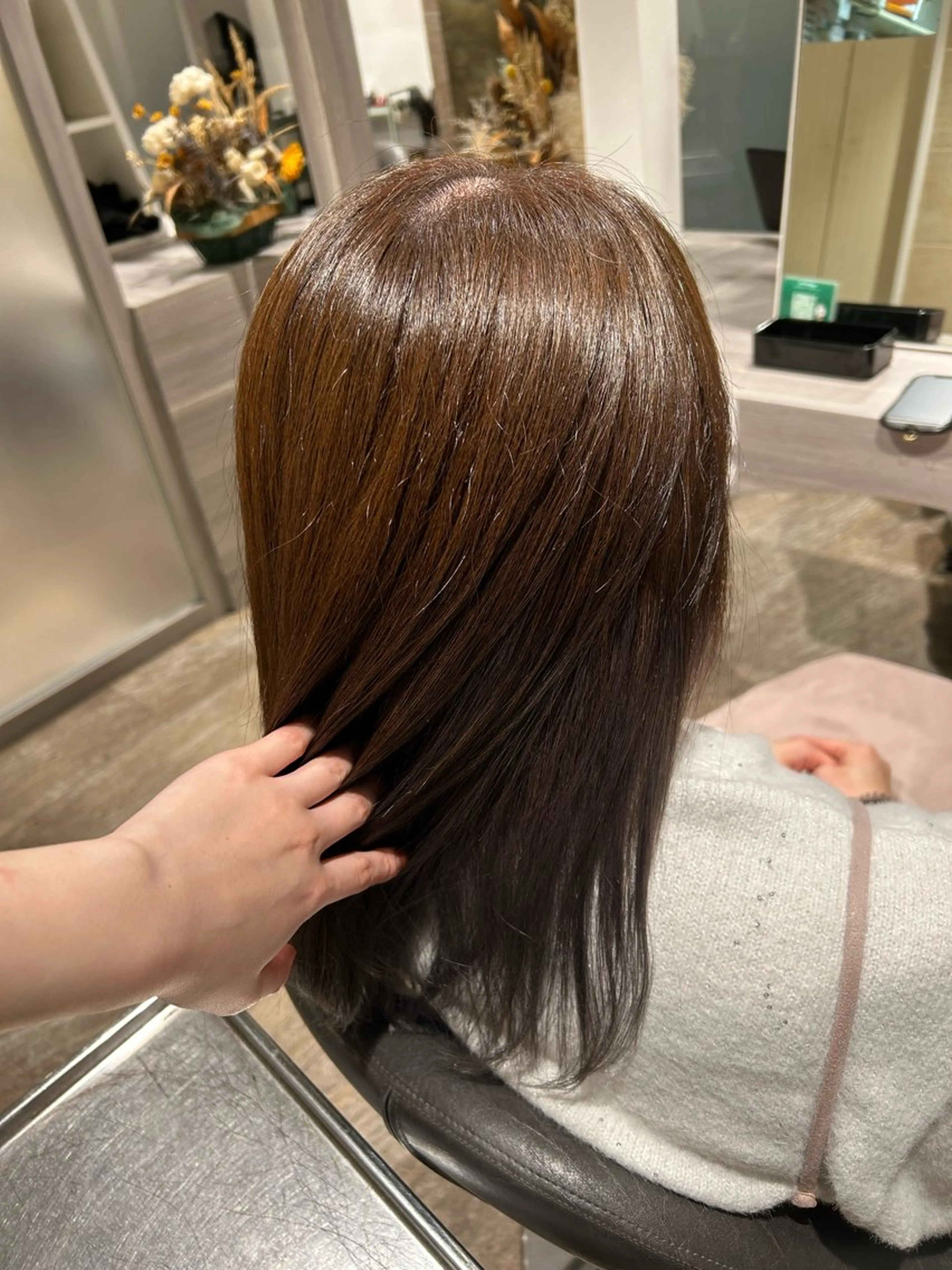 セミロング カラー インナーカラー hair＆make CIEL所属・武井 哉子のヘアスタイル