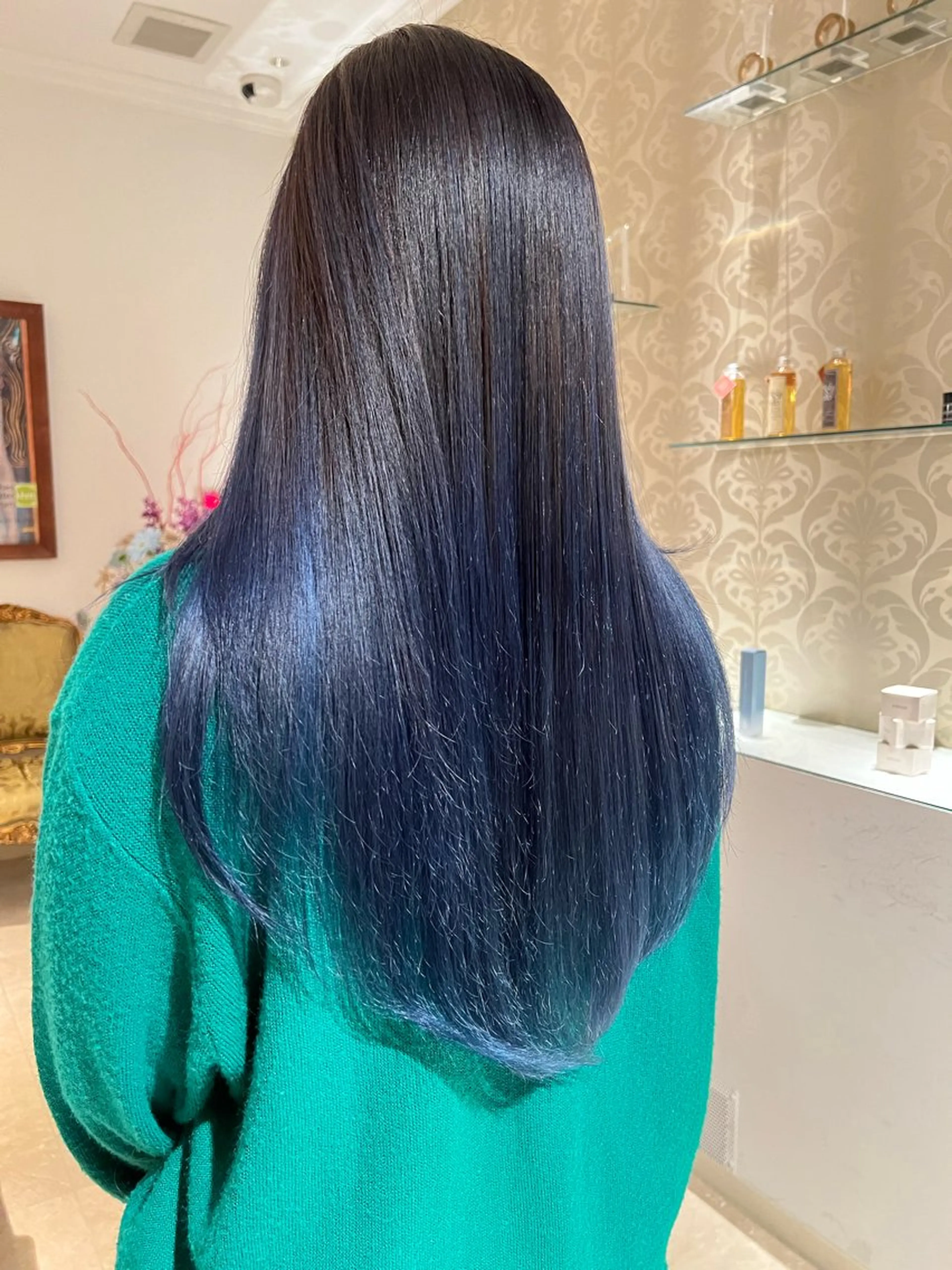 ロング カラー カラースペシャリスト ・齊藤 羽瑠輝のヘアスタイル