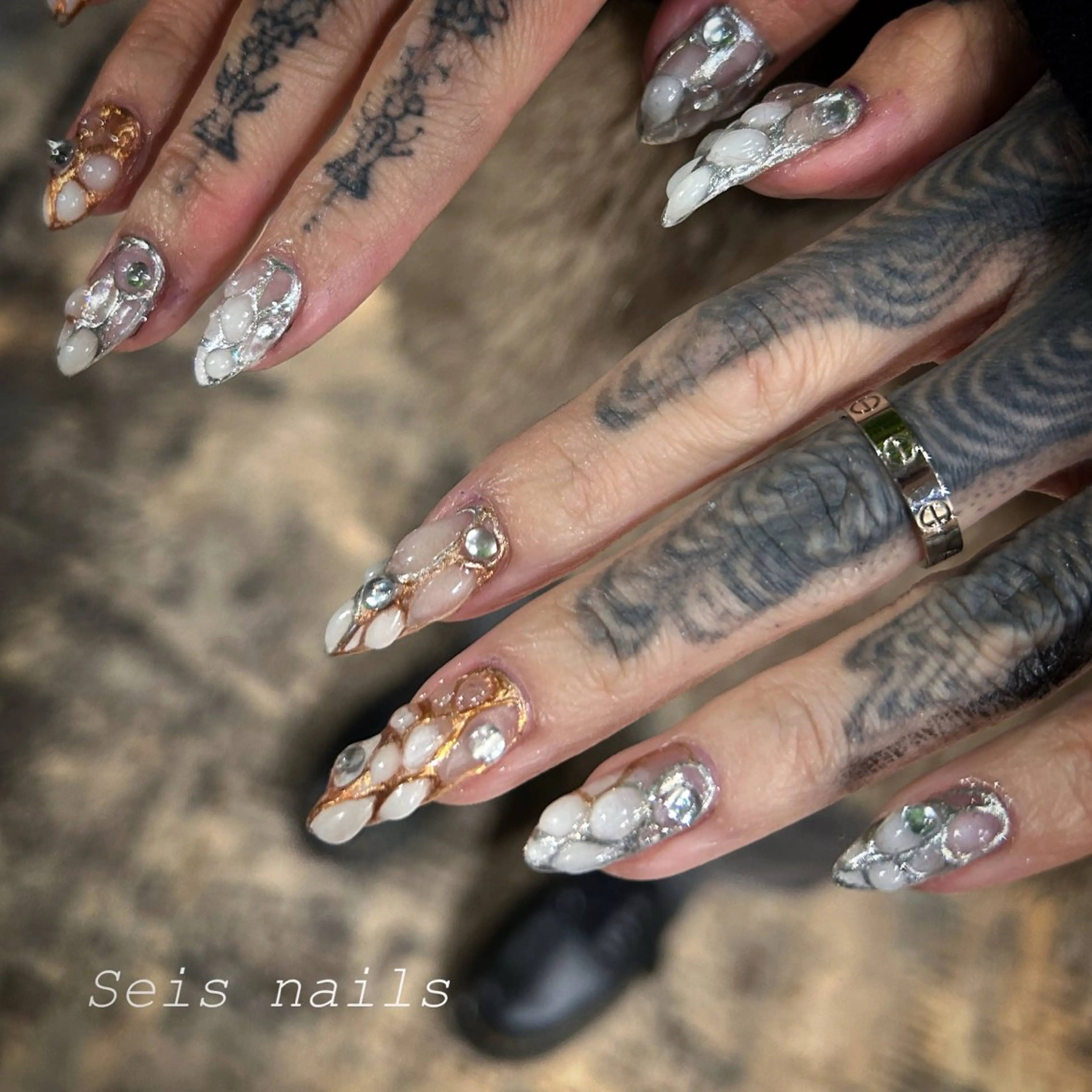 ネイル ハンドネイル Seis Shihoのネイルデザイン