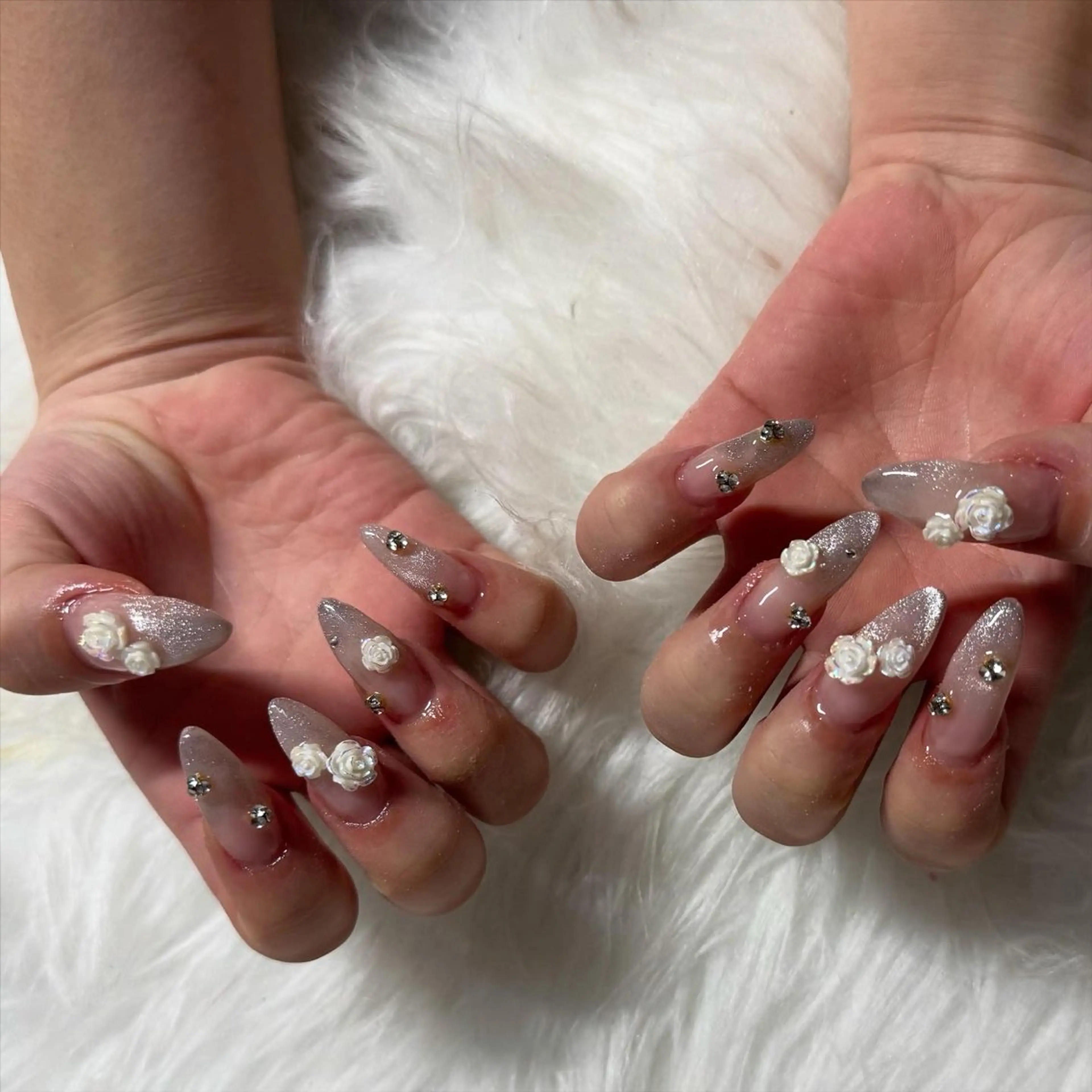 ロング ハンドネイル mao .のネイルデザイン