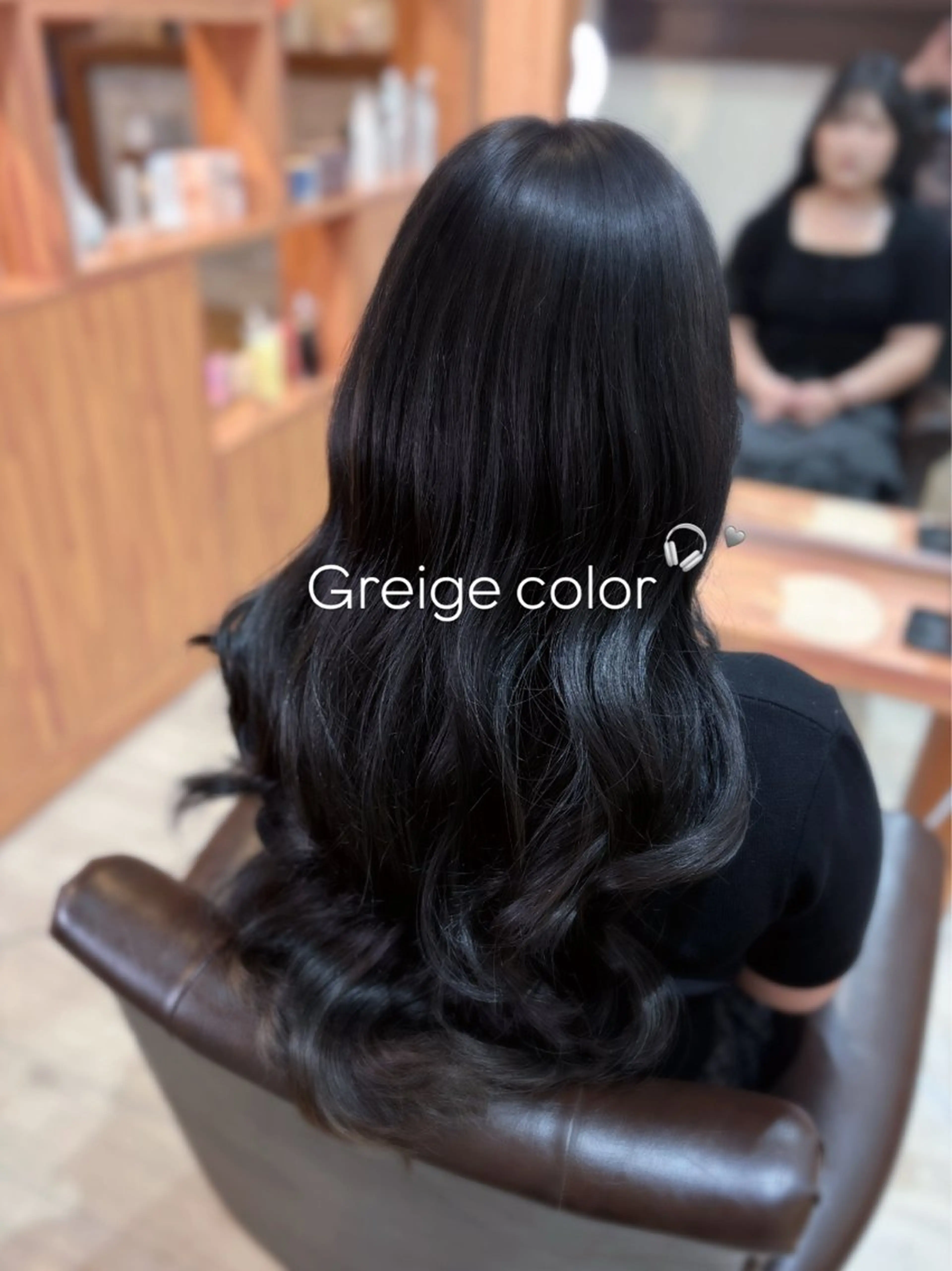 ロング カラー 切りっぱなしボブ ブリーチ インナーカラー ボブ レイヤーカット 阿部 愛理のヘアスタイル