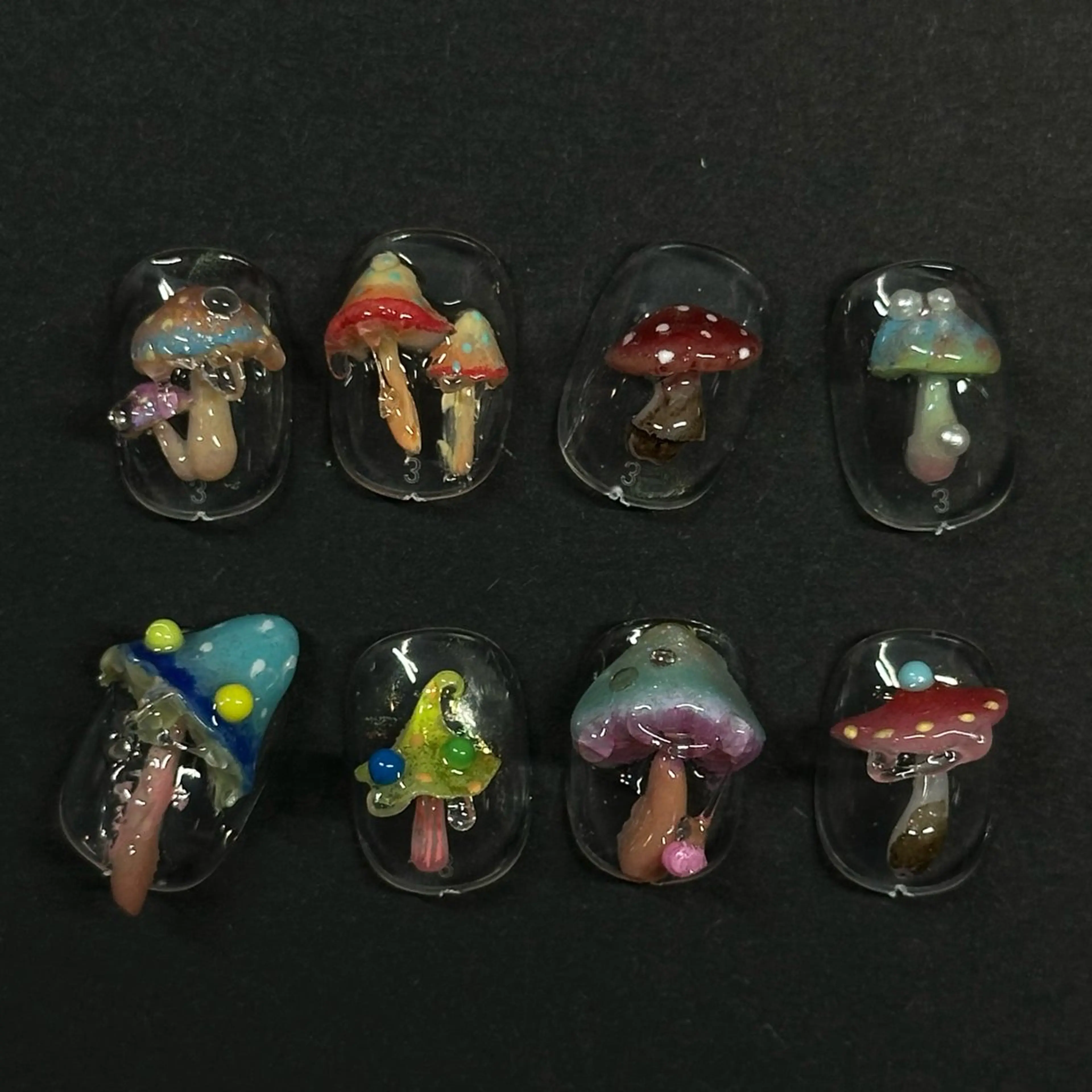 ネイル Eym.所属・Eym. nailのネイルデザイン