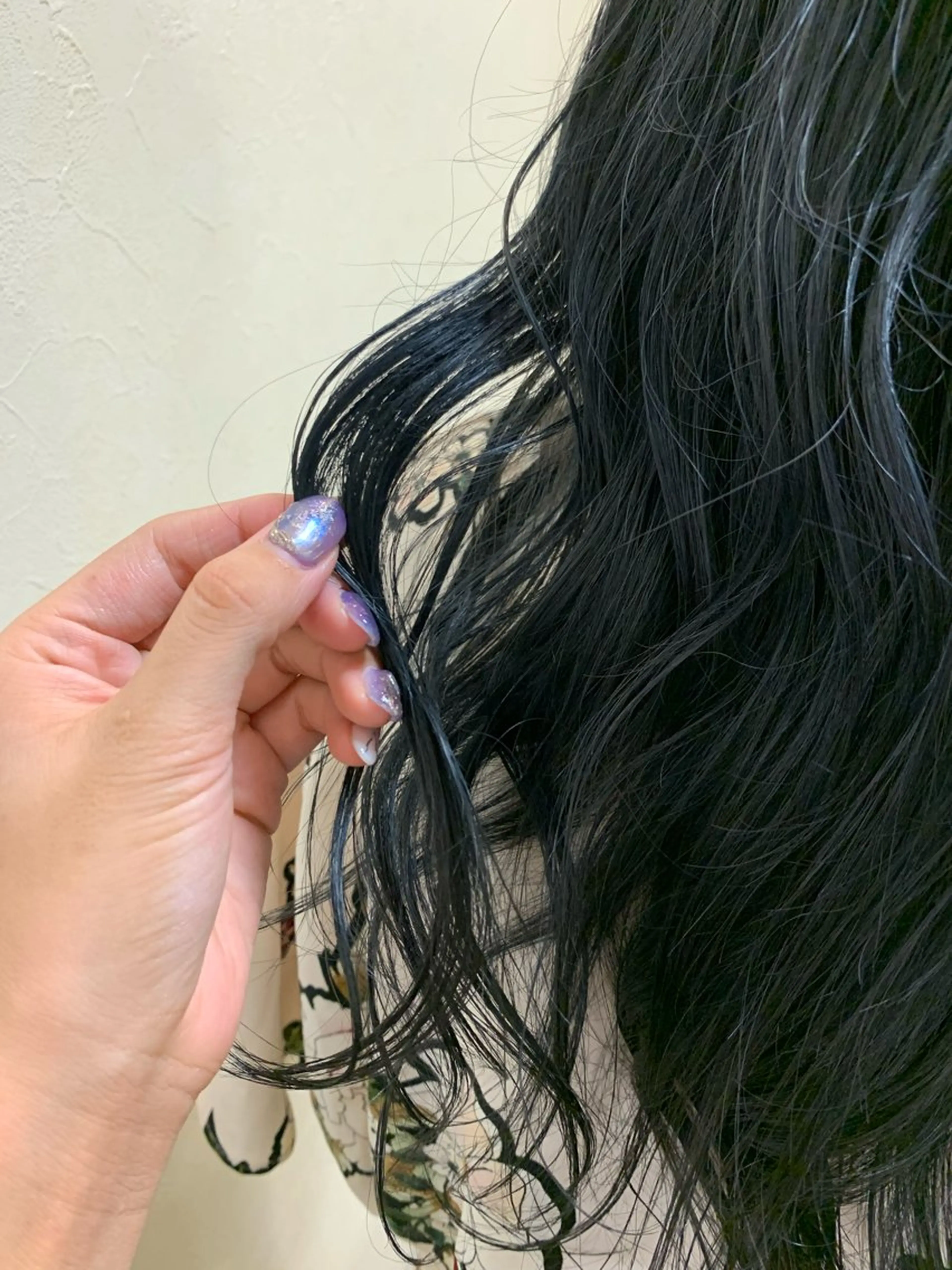 ロング カラー ブリーチ ブリーチなしカラー 山本 純大のヘアスタイル