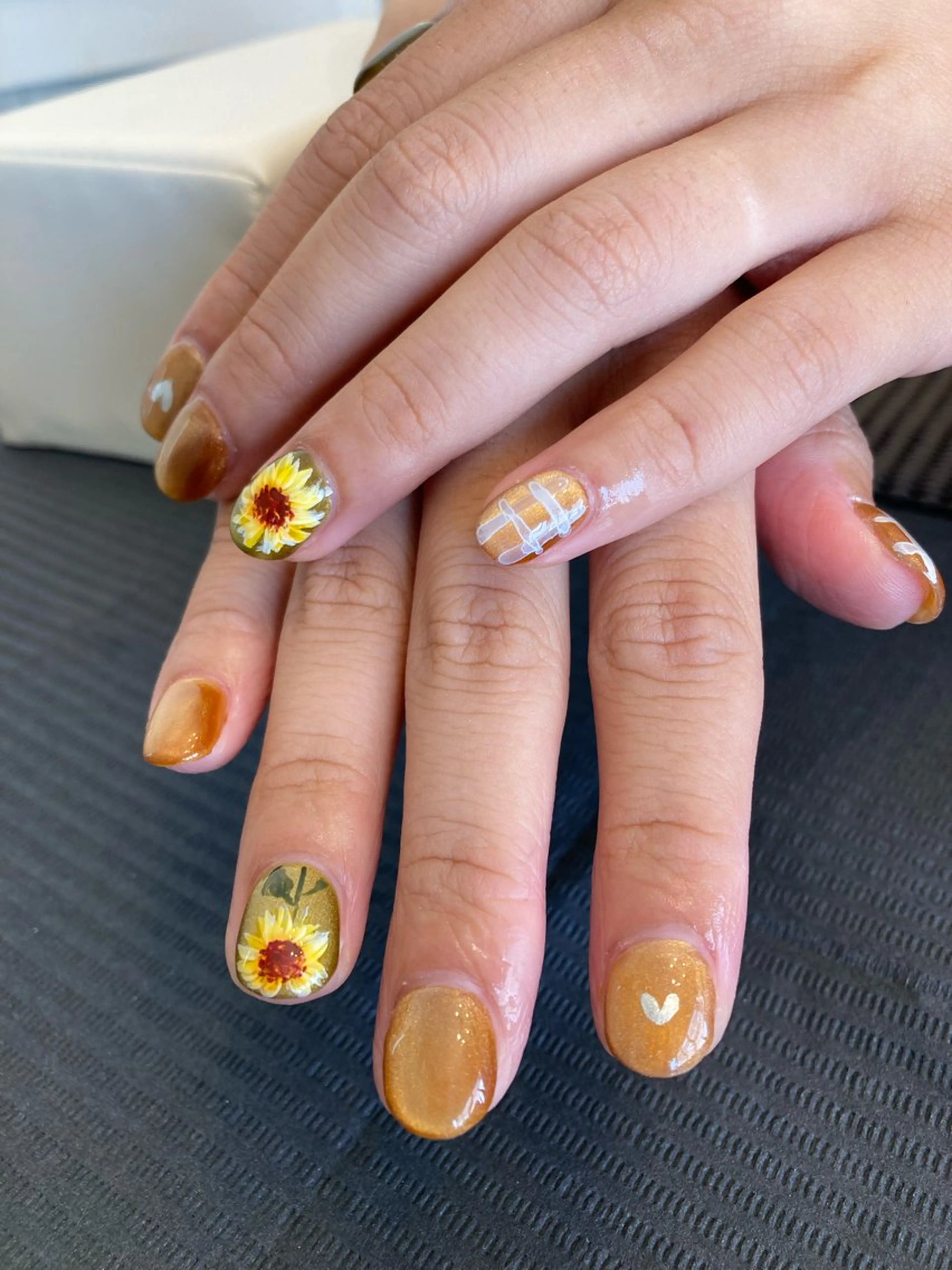 ネイル 夏ネイル ハンドネイル ハンドケア 爪の絵描き屋　ミテネイル所属・爪の絵描き屋 ミテネイルのネイルデザイン