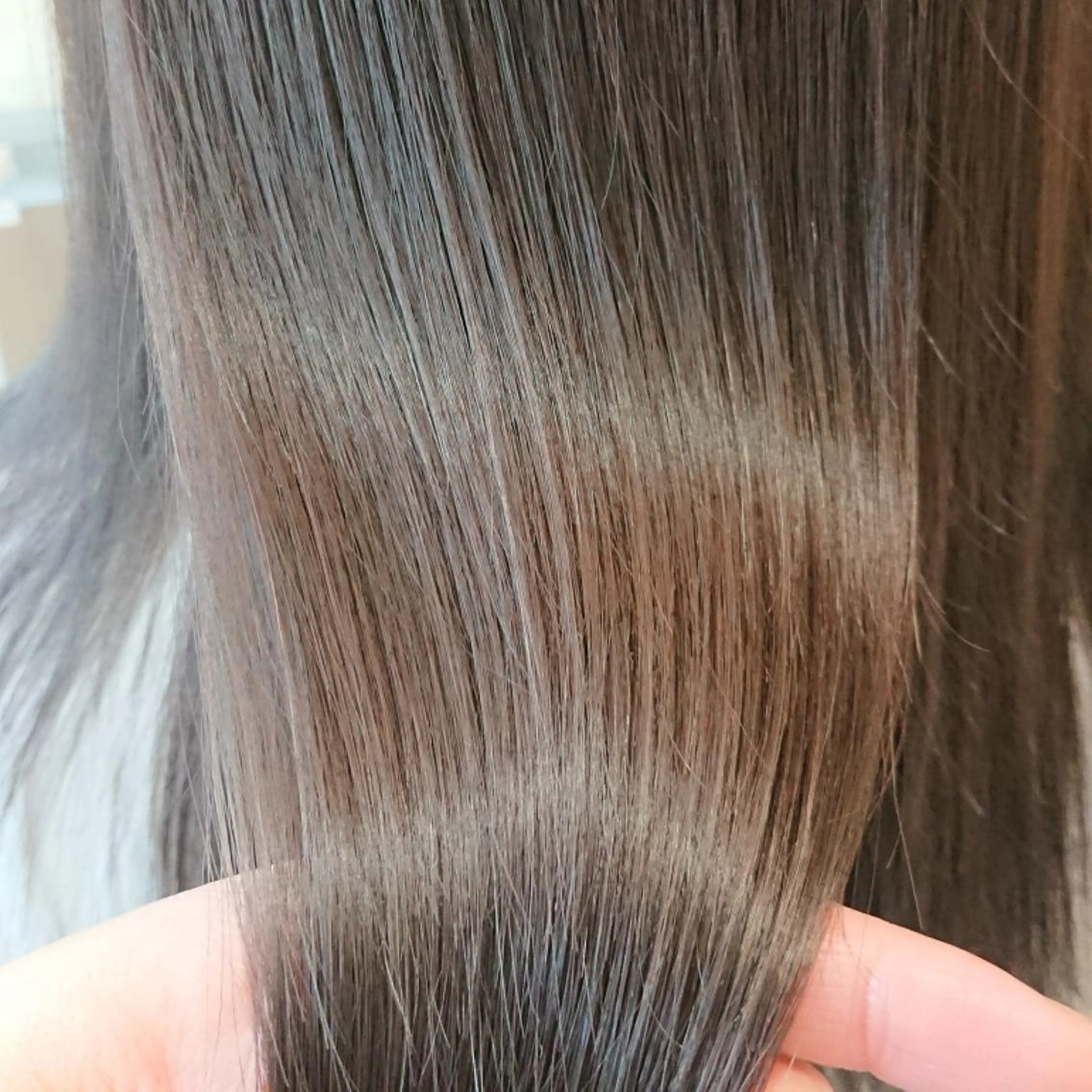 セミロング カラー 髪質改善 crea   芦田 武栄のヘアスタイル