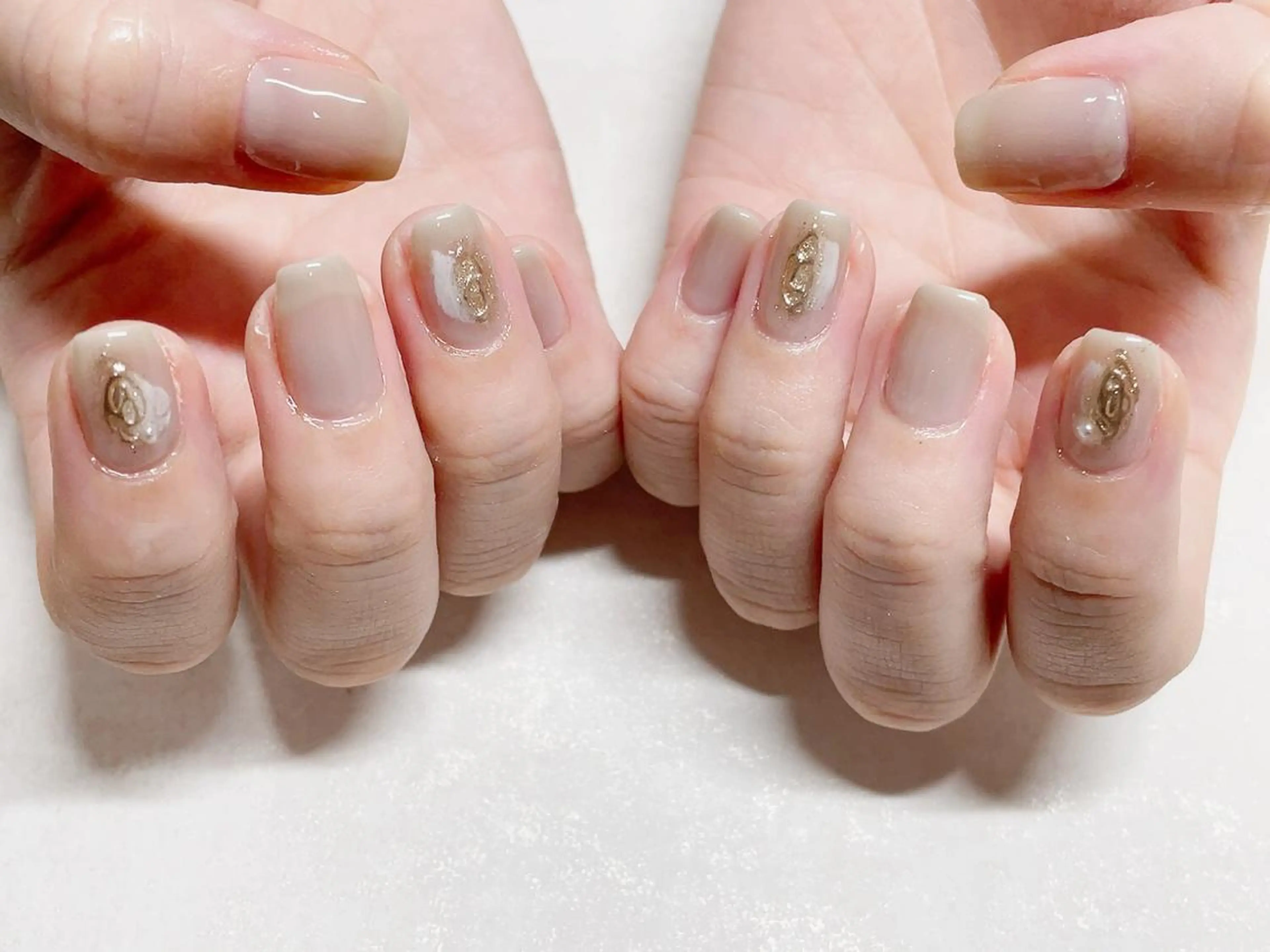 ネイル オーロラネイル フラワーネイル フットネイル フレンチネイル ジェルネイル ハンドネイル Mogu nail 二子玉川のネイルデザイン