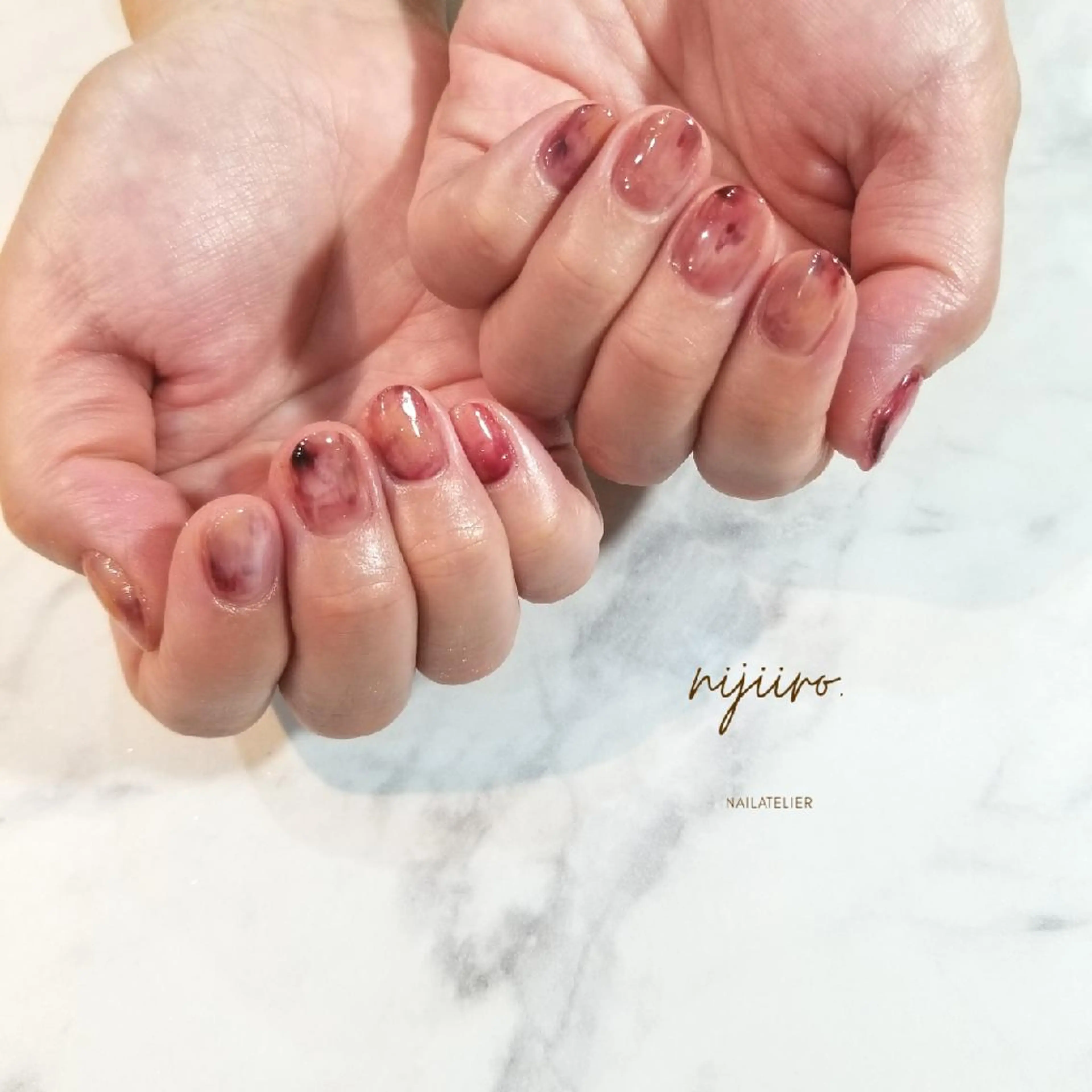 ネイル ハンドネイル nailatelier nijiiro.所属・nijiiro🌈 サトウのネイルデザイン