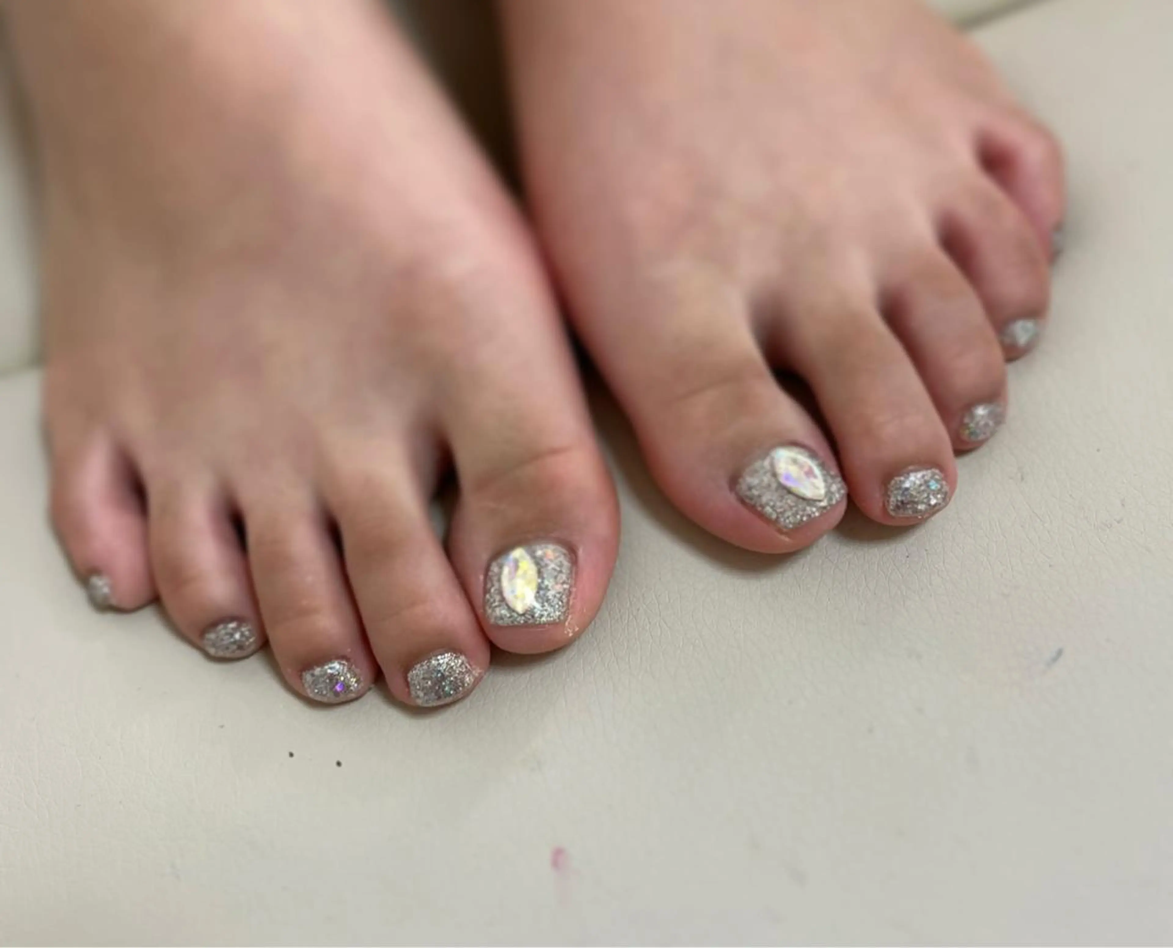 ネイル フットネイル シンプルネイル ストーンネイル nail  M&T所属・nail M&Tのネイルデザイン