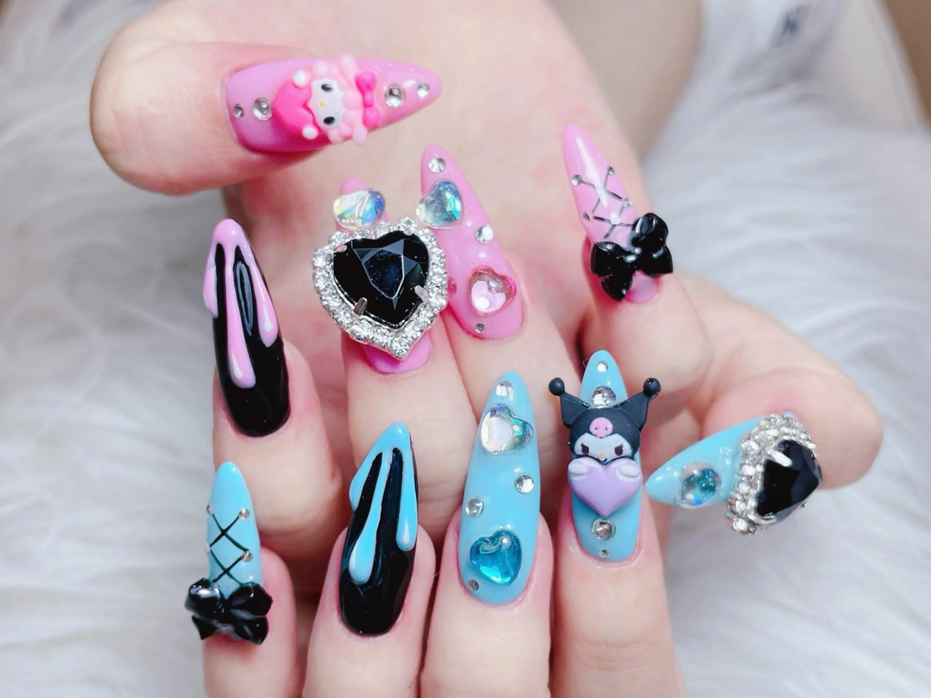 ロング ネイルプリンセス所属・princess 木戸　唯のネイルデザイン