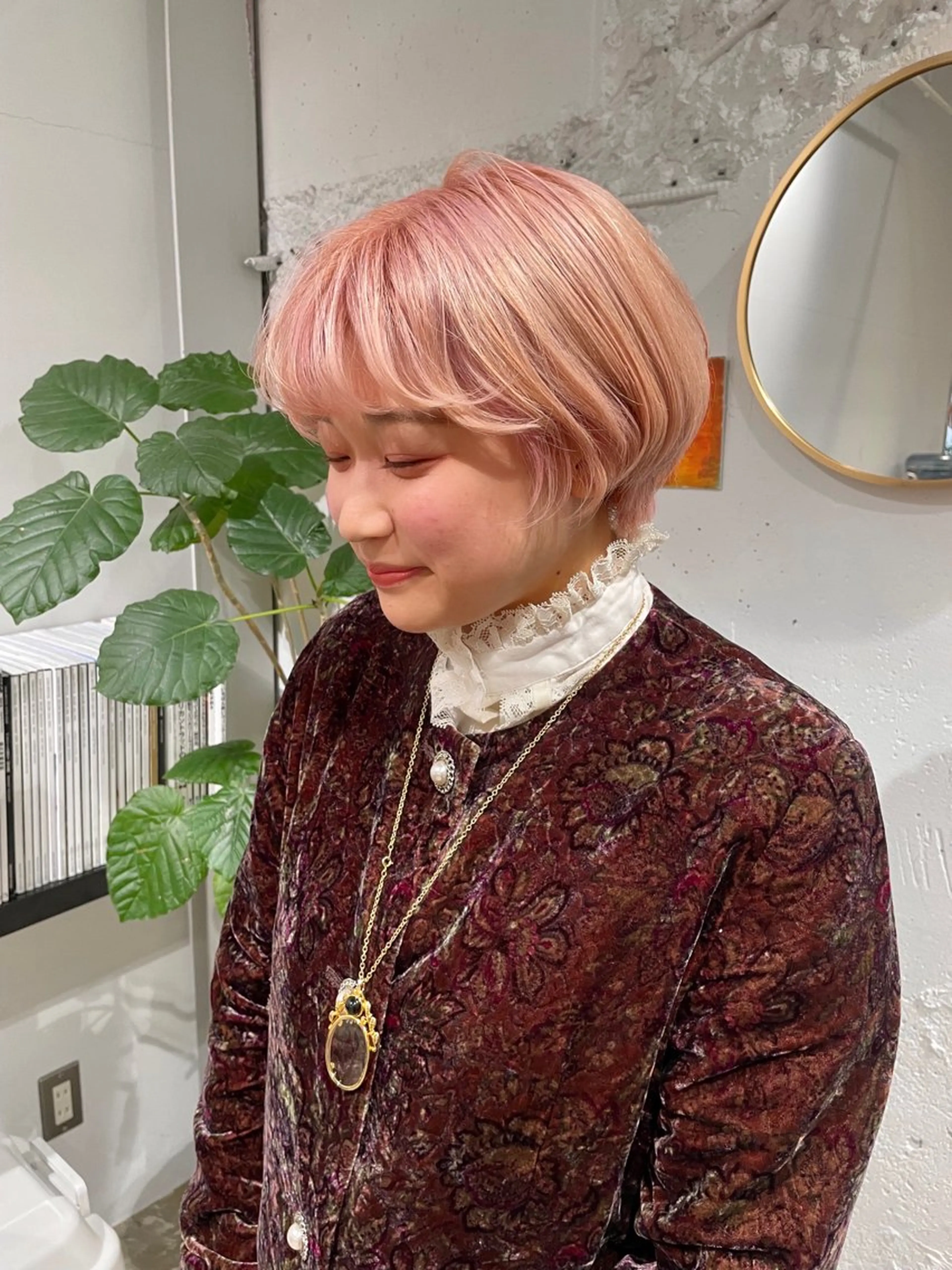 ショート カラー ウルフ/似合わせ レイヤー/RIHOのヘアスタイル