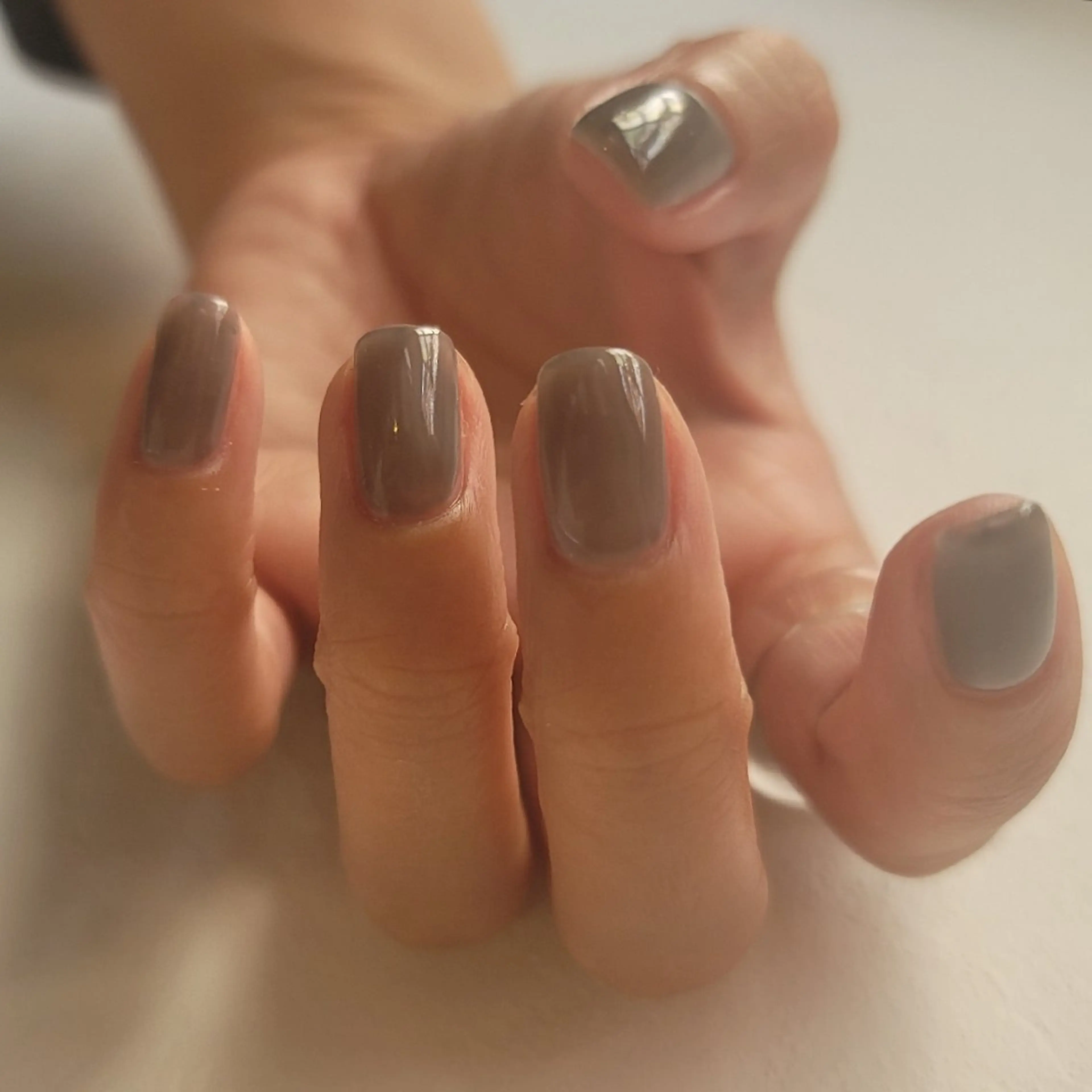 ネイル 水色 ハンドネイル 🌲🌳🚪iiit o🌲🌳🌲のネイルデザイン