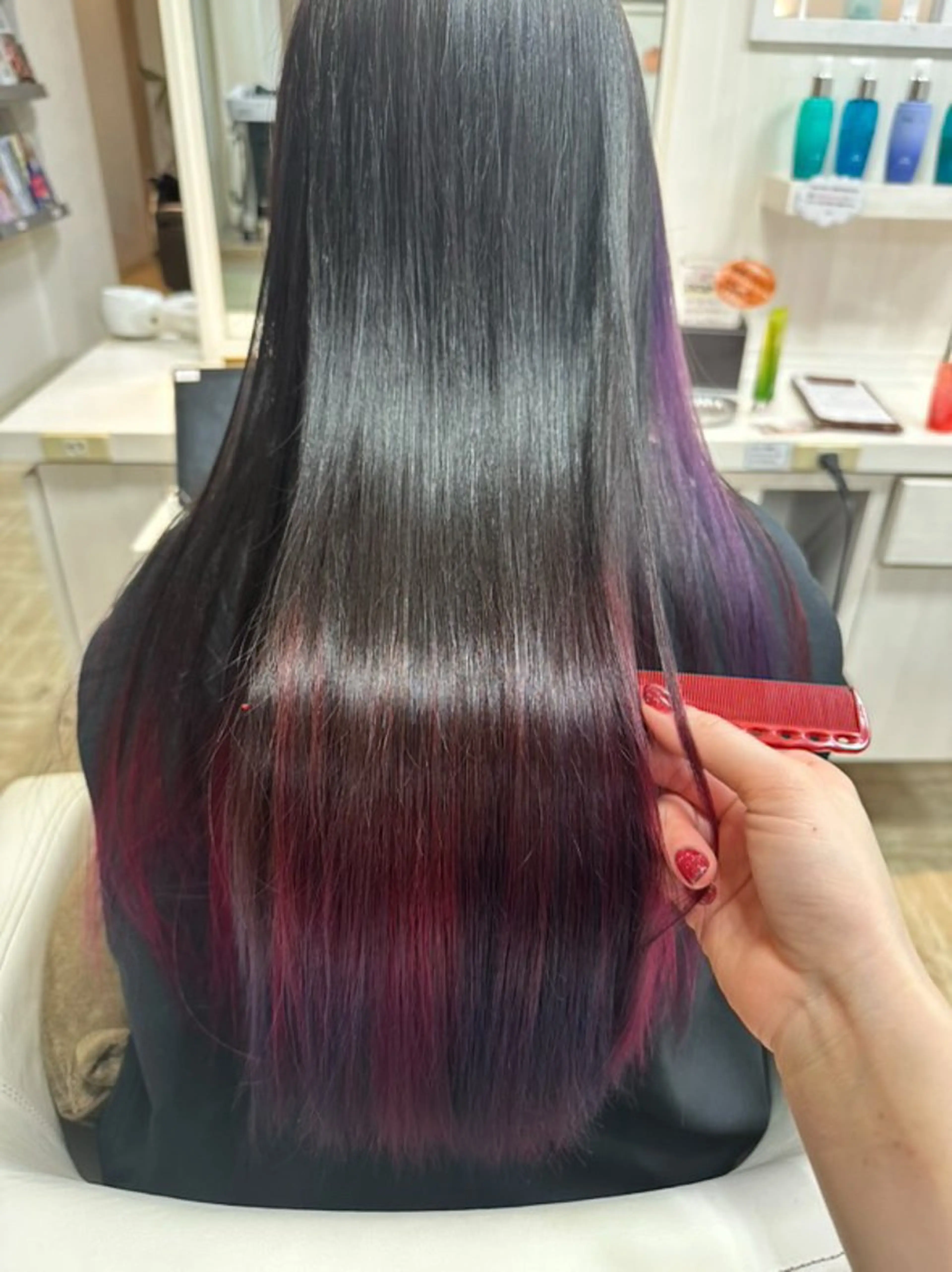 ロング カット 縮毛矯正 トリートメント 透明感カラー / INOUEのヘアスタイル