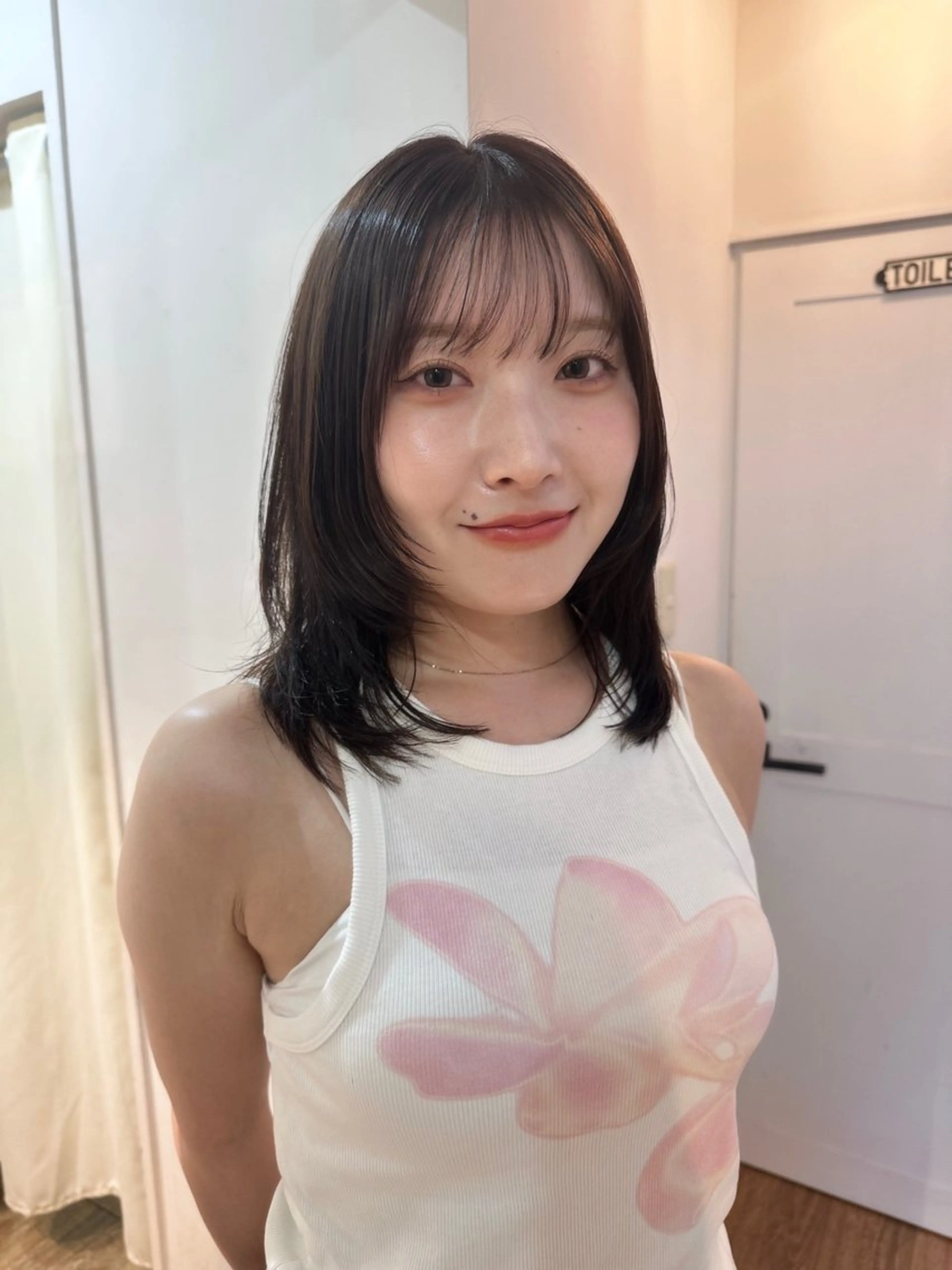 ミディアム ミディアムレイヤー ハッシュカット 韓国風ヘア レイヤーカット カット ヘッドスパ nanaka/ レイヤーカットのヘアスタイル