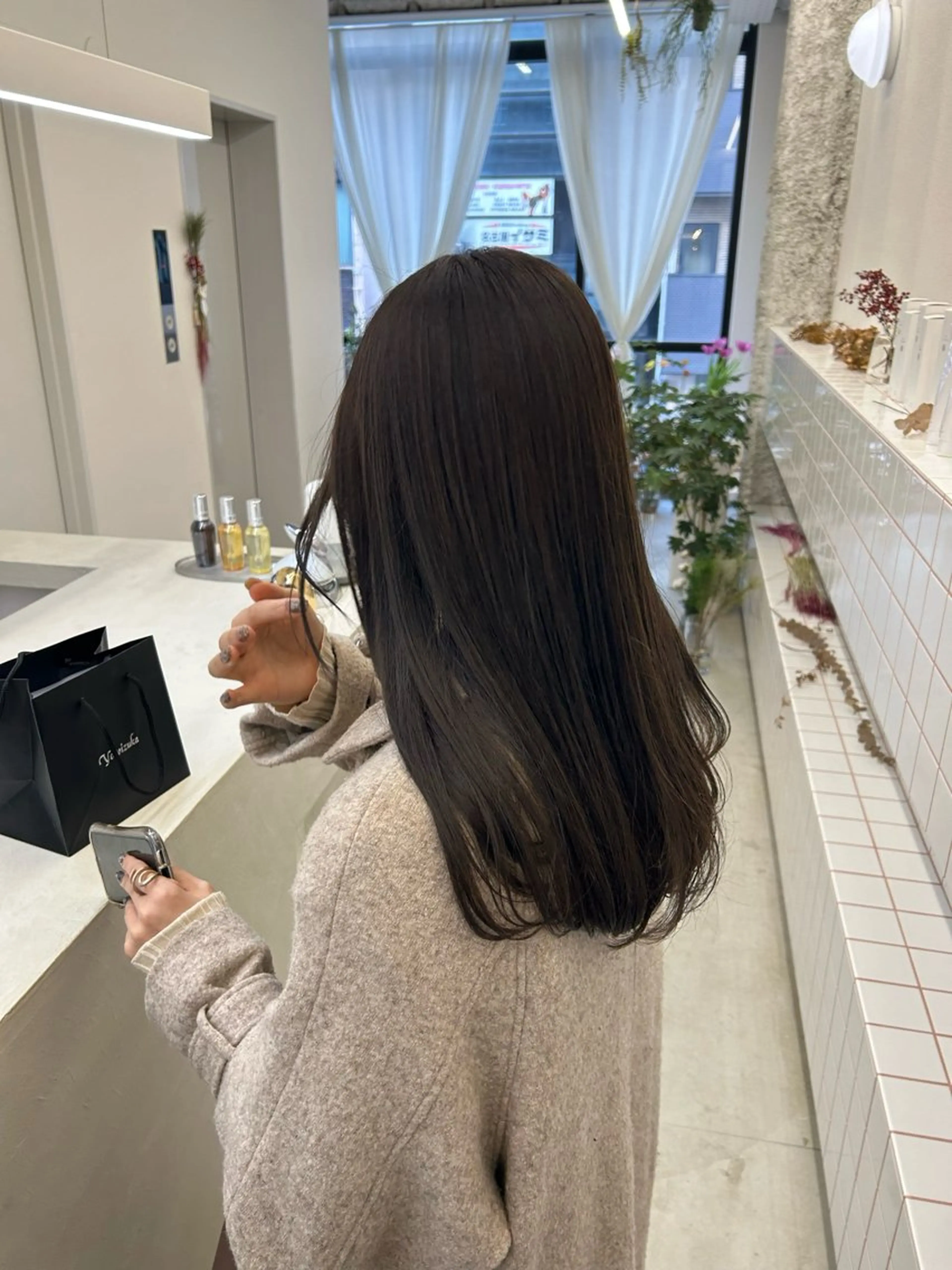 【ミニモ学割】カット+透明感カラー+COTAトリートメントの写真