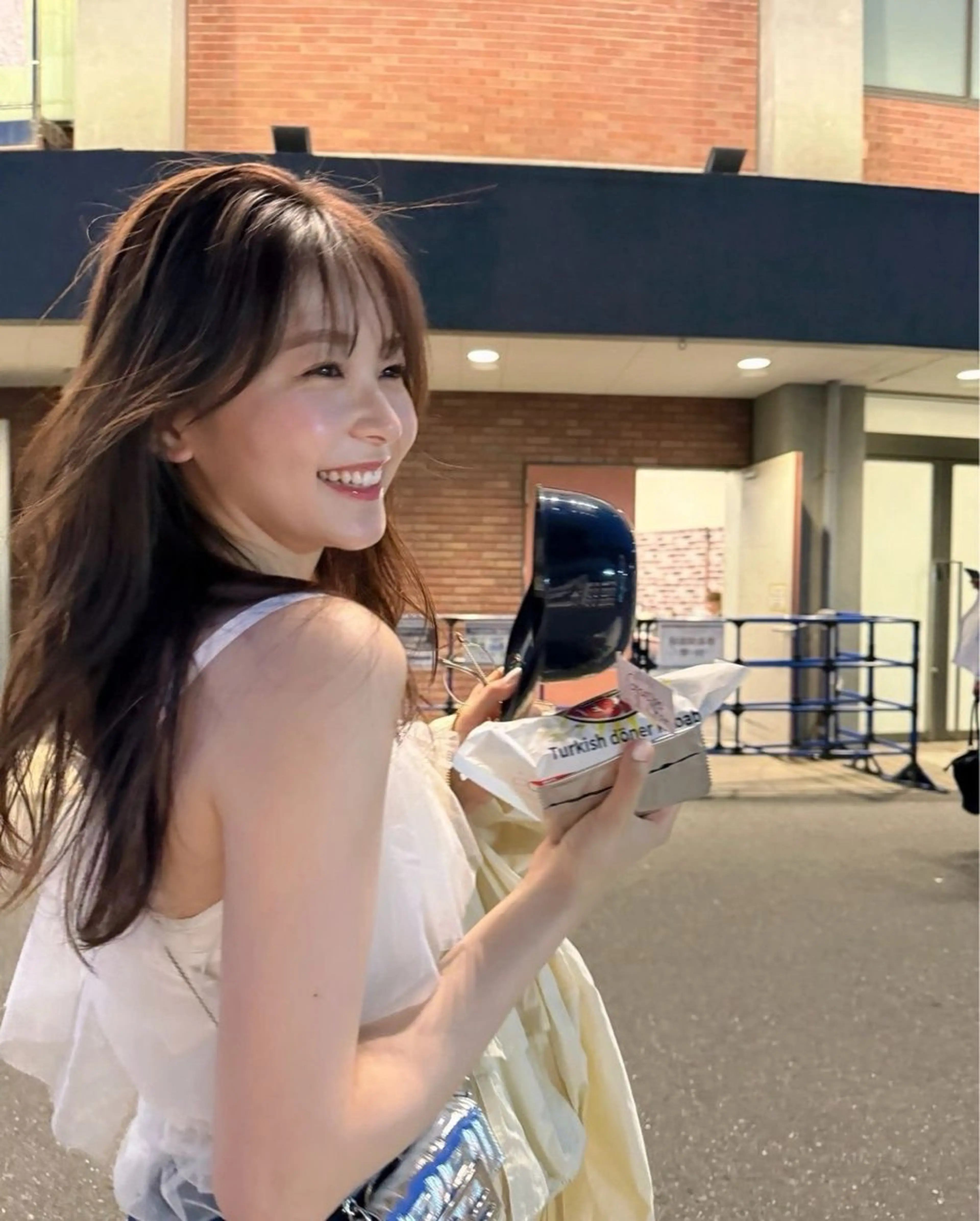 ロング カラー カット ヘアカラー トリートメント 莉乃/縮毛矯正/髪質 改善/艶カラーのヘアスタイル